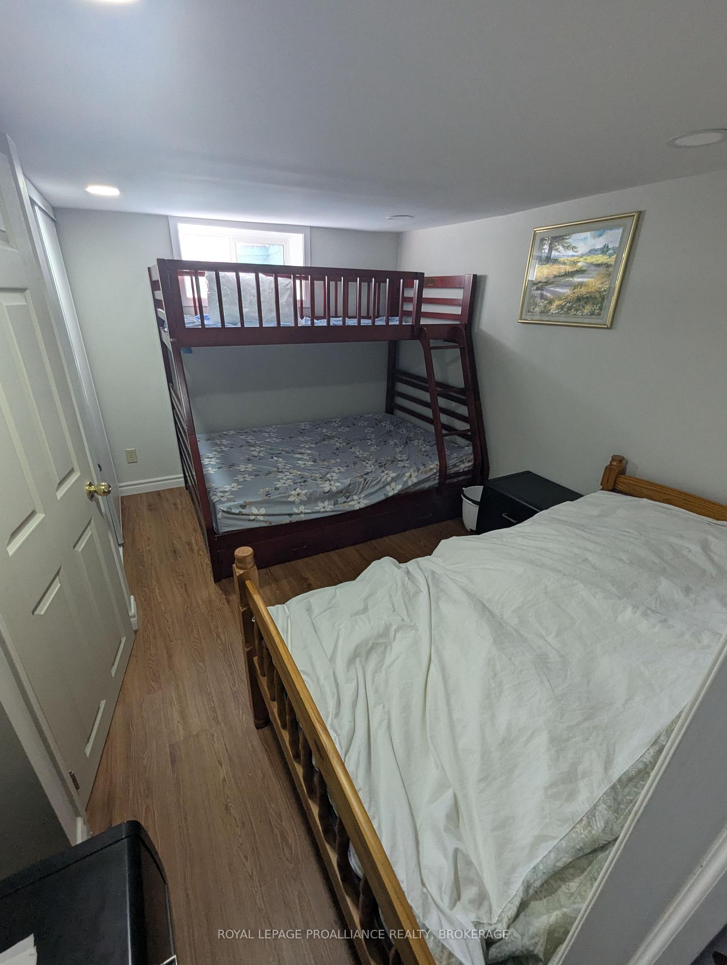 Photo 17 of 1105 Montreal Street, Kingston, Rideau — HOMEH