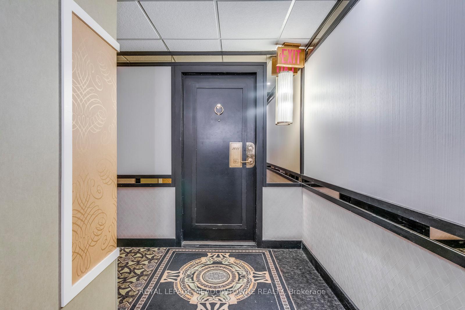 Photo 4 of Unit 2011, 2045 Lakeshore Boulevard W, Etobicoke, Mimico — HOMEH