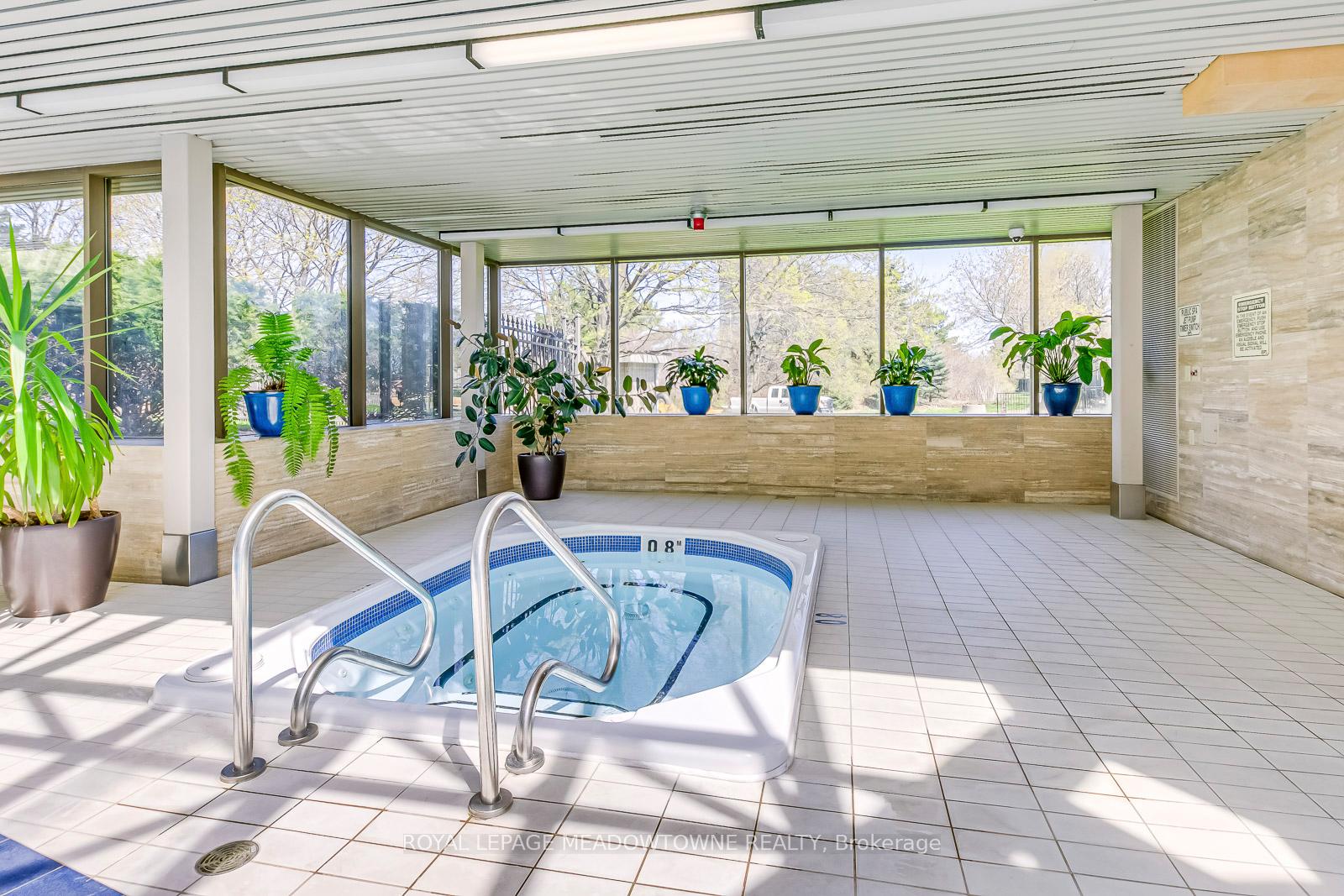 Photo 25 of Unit 2011, 2045 Lakeshore Boulevard W, Etobicoke, Mimico — HOMEH
