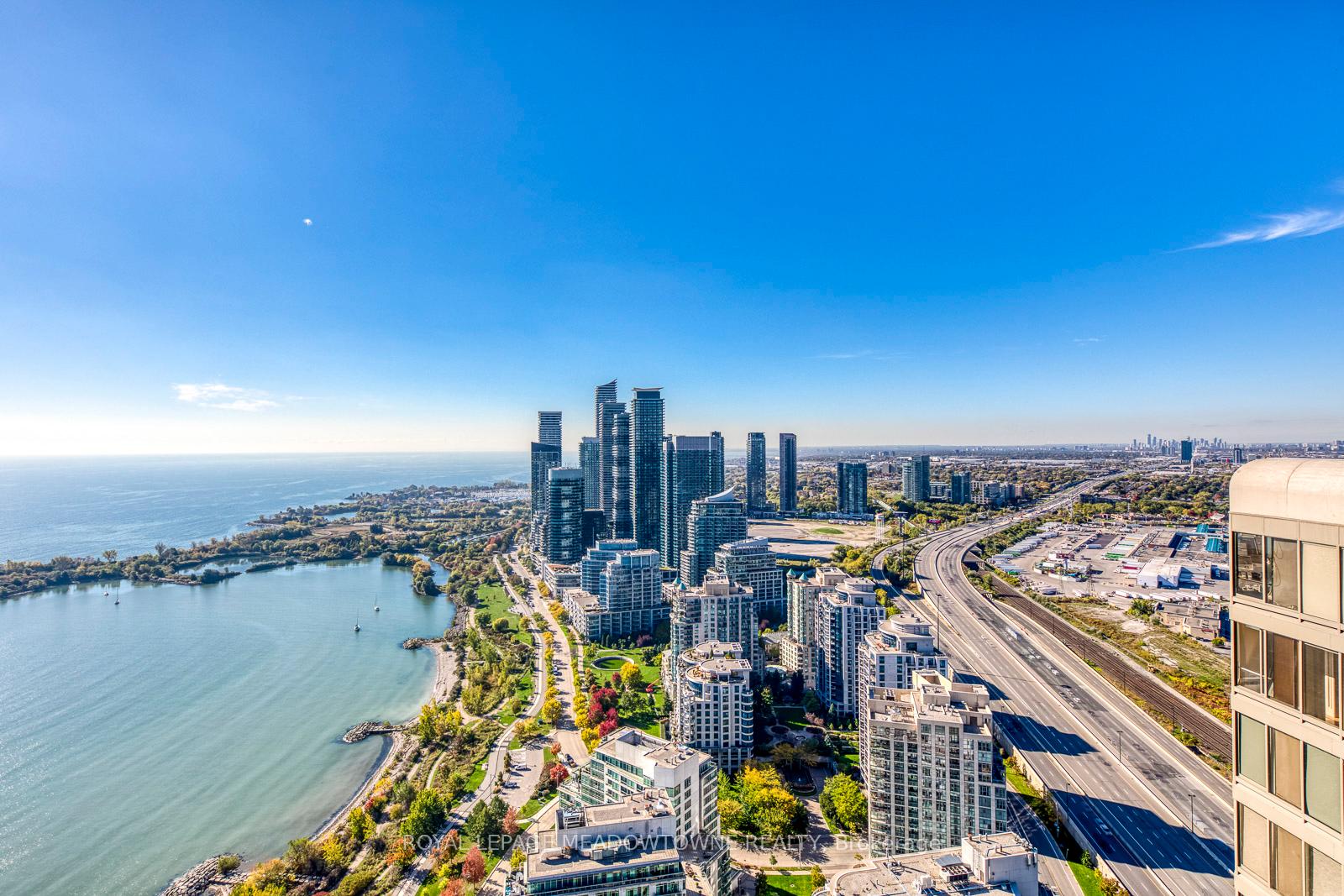 Photo 32 of Unit 2011, 2045 Lakeshore Boulevard W, Etobicoke, Mimico — HOMEH