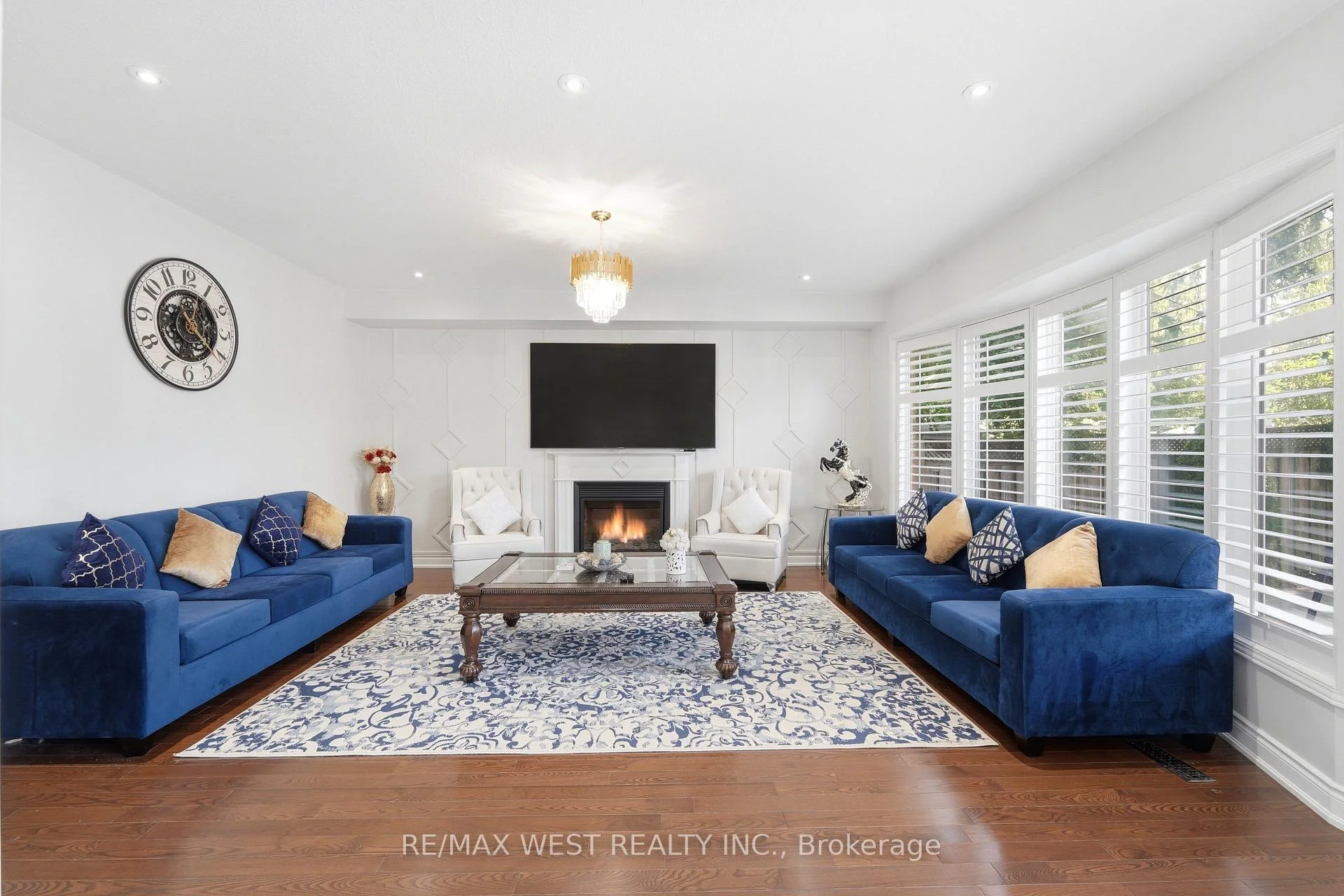 Photo 6 of 356 Robert Ferrie Drive, Kitchener, Doon South — HOMEH