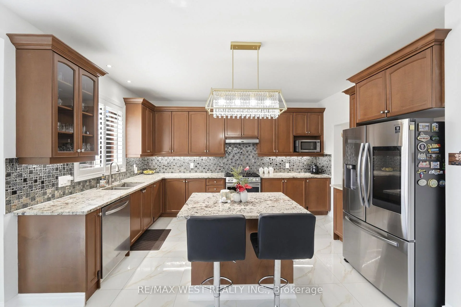 Photo 7 of 356 Robert Ferrie Drive, Kitchener, Doon South — HOMEH