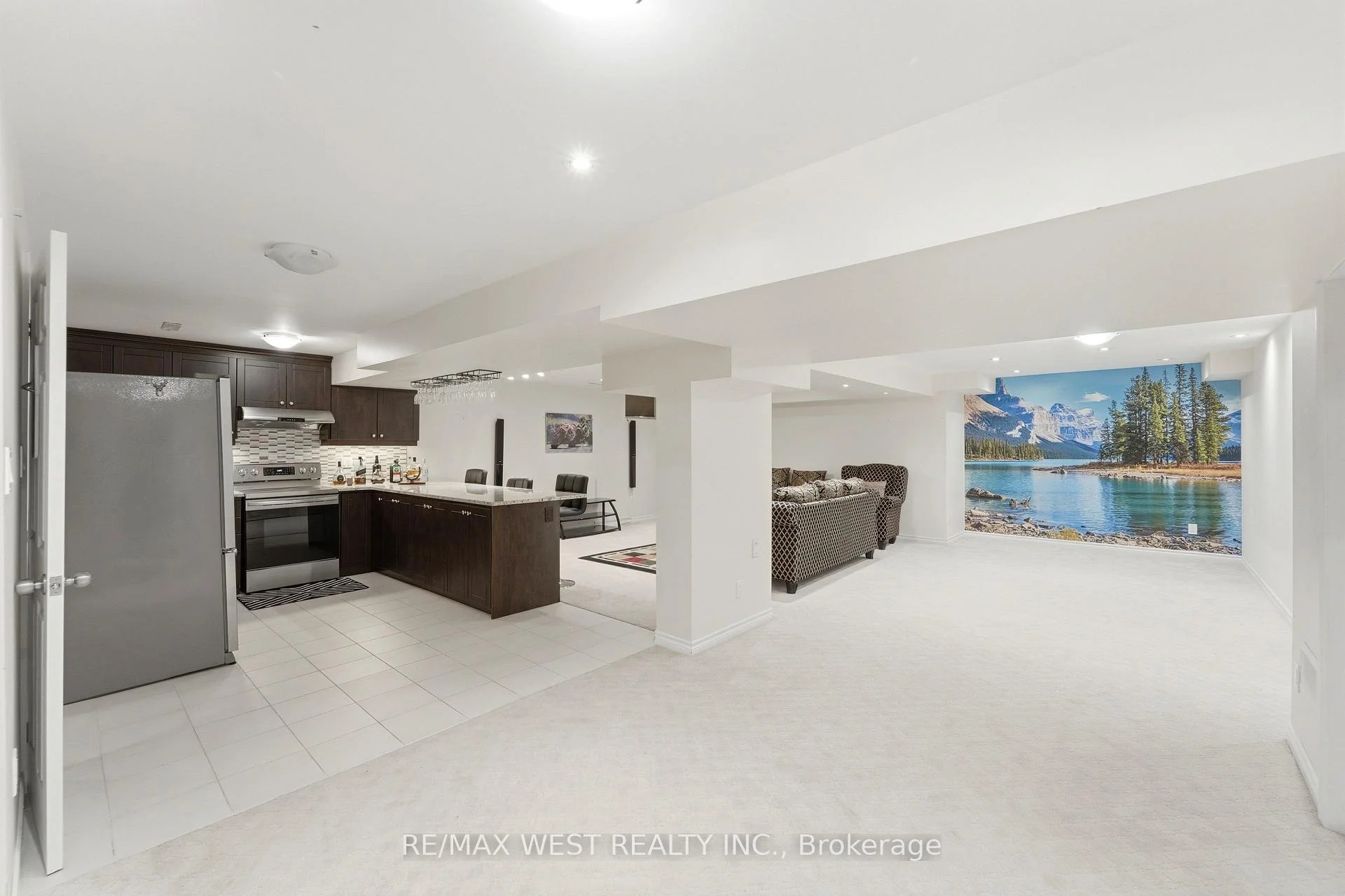 Photo 13 of 356 Robert Ferrie Drive, Kitchener, Doon South — HOMEH