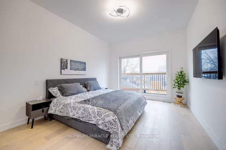 Photo 26 of 100 Macdonald Street, Etobicoke, Mimico — HOMEH