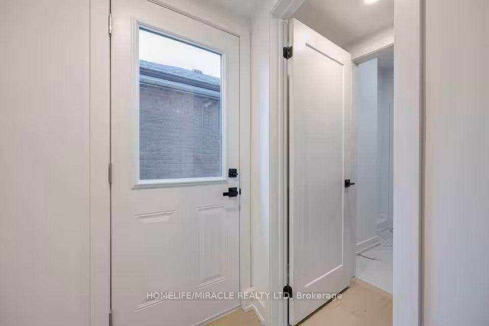Photo 43 of 100 Macdonald Street, Etobicoke, Mimico — HOMEH