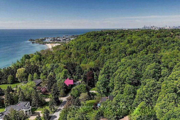 Photo 26 of 48 Meadowcliffe Drive, Scarborough, Cliffcrest — HOMEH