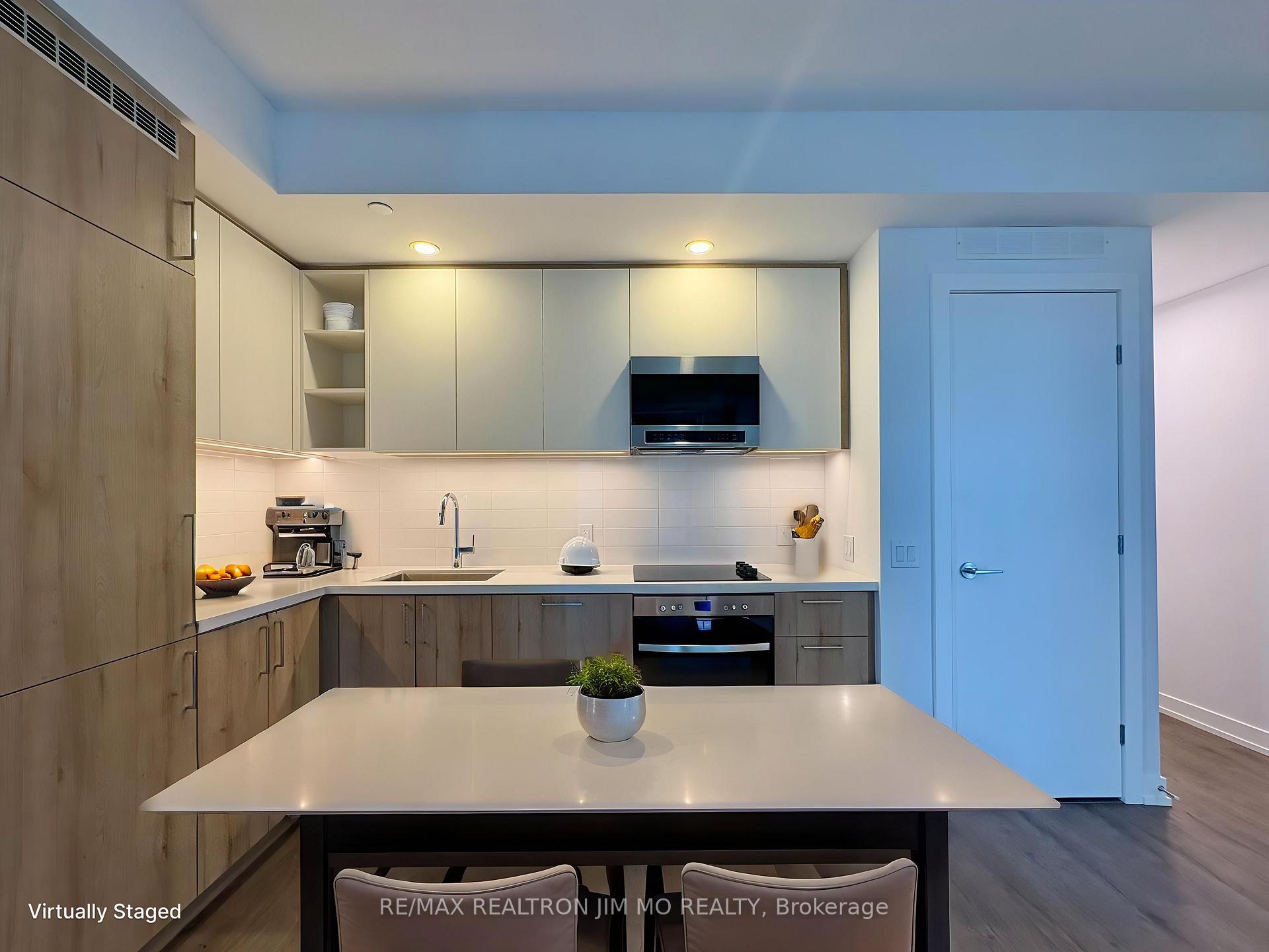 Photo 6 of Unit 1108, 5 Meadowdale Road, Vaughan, Vaughan Corporate Centre — HOMEH
