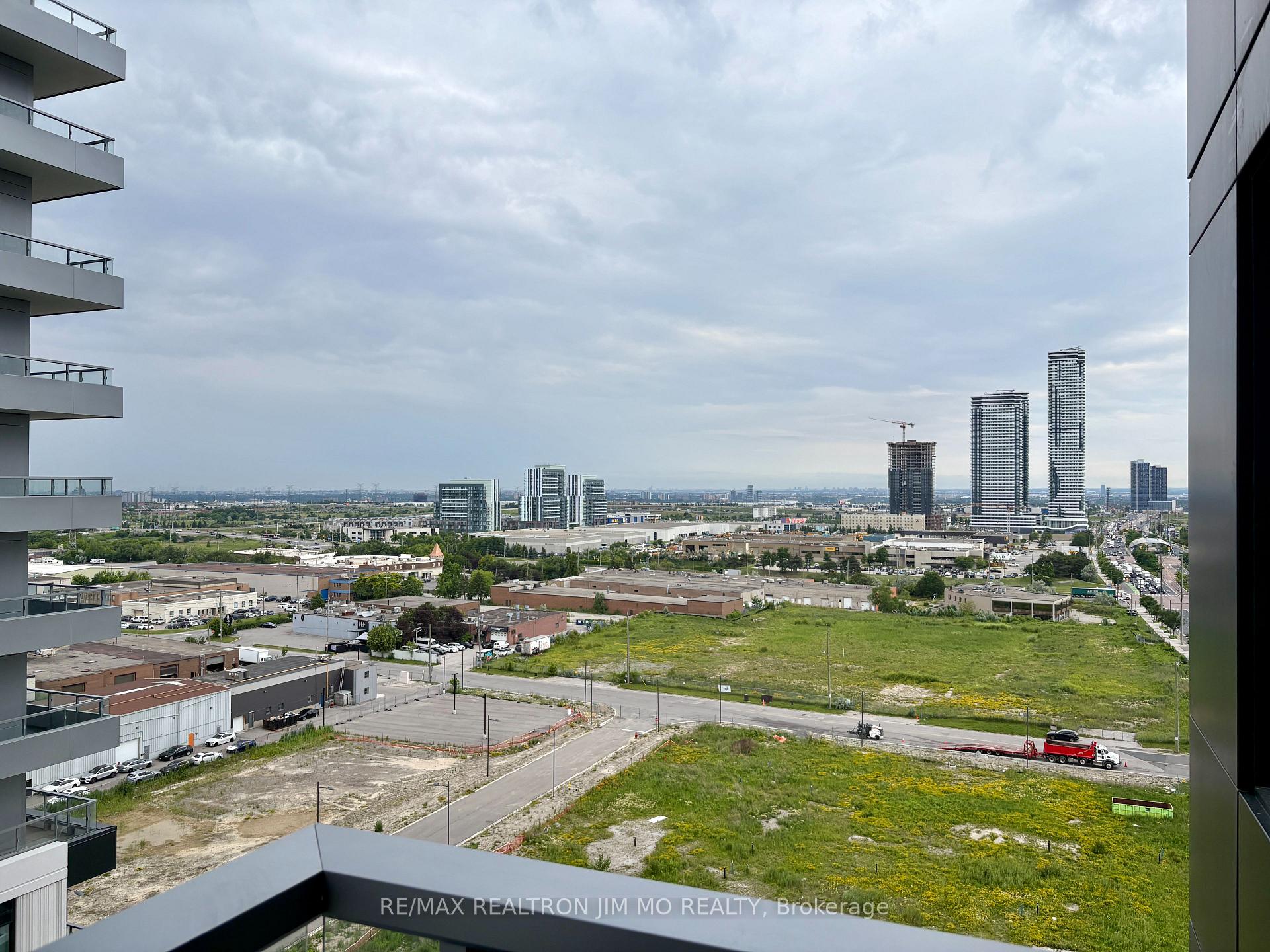 Photo 19 of Unit 1108, 5 Meadowdale Road, Vaughan, Vaughan Corporate Centre — HOMEH