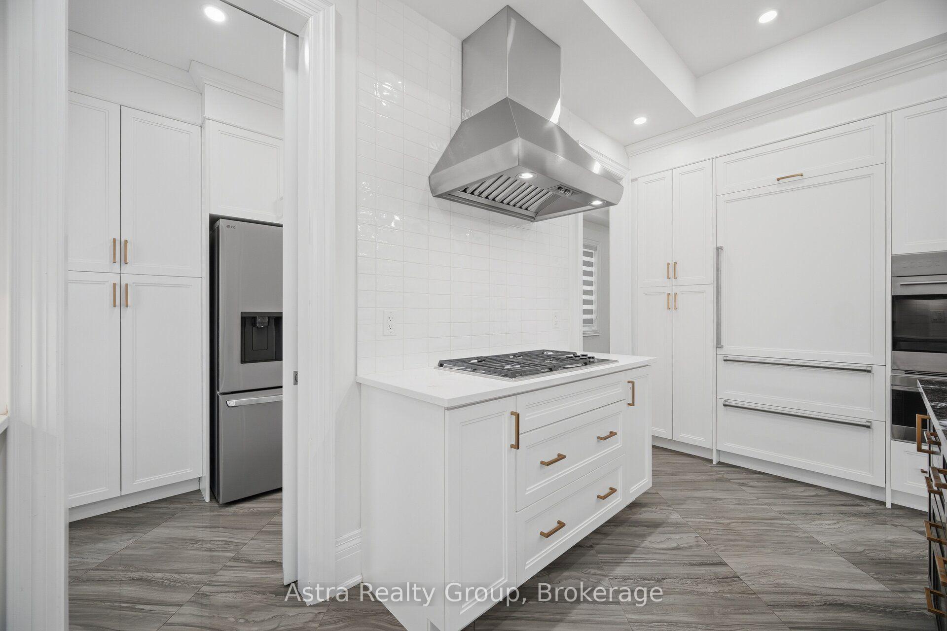 Photo 15 of 28 Heathcote Road, Vaughan, Vellore Village — HOMEH