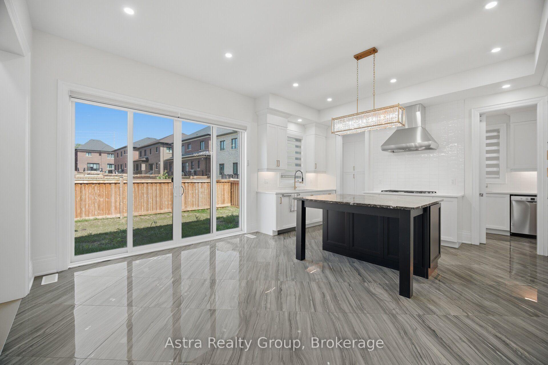 Photo 20 of 28 Heathcote Road, Vaughan, Vellore Village — HOMEH