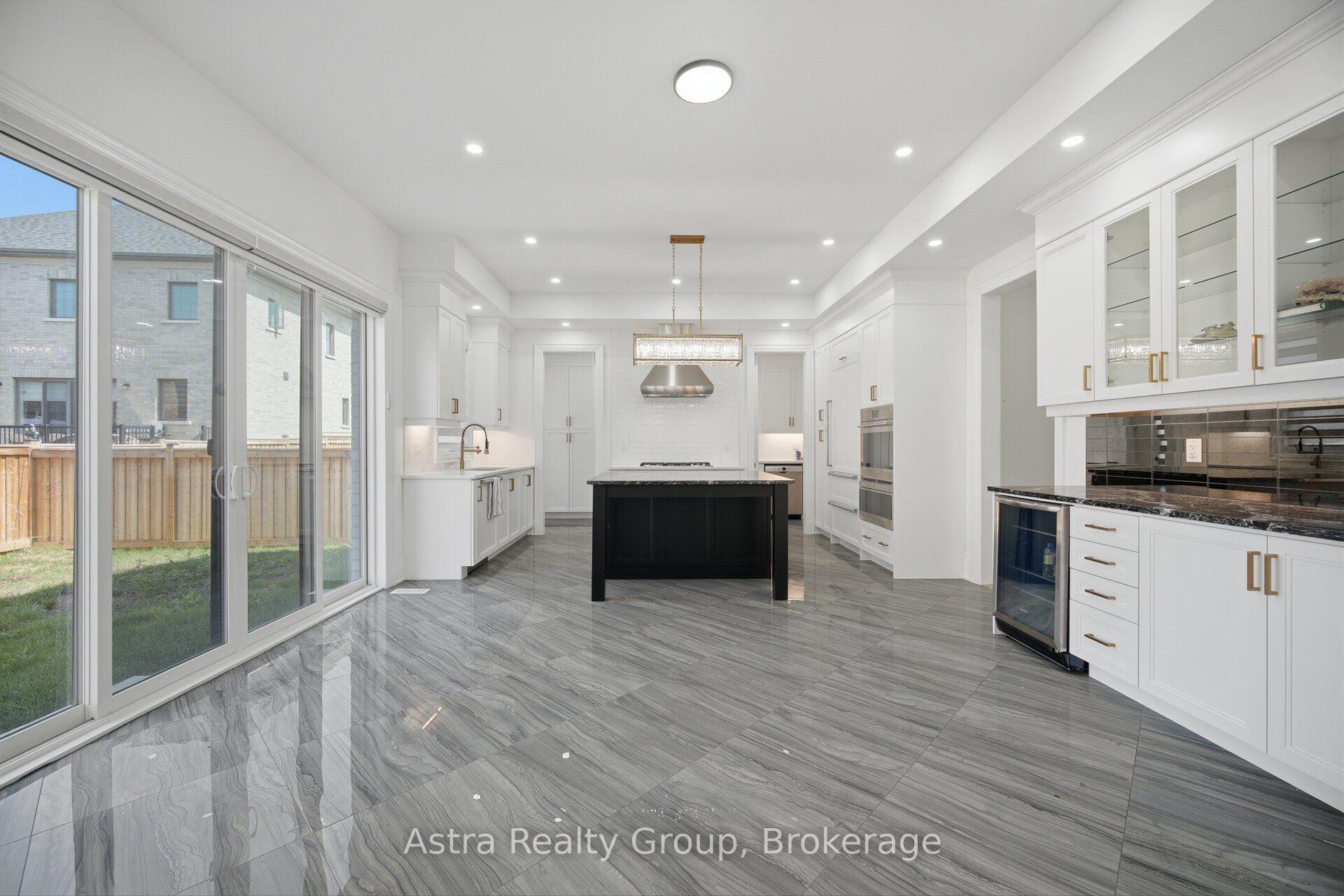 Photo 21 of 28 Heathcote Road, Vaughan, Vellore Village — HOMEH