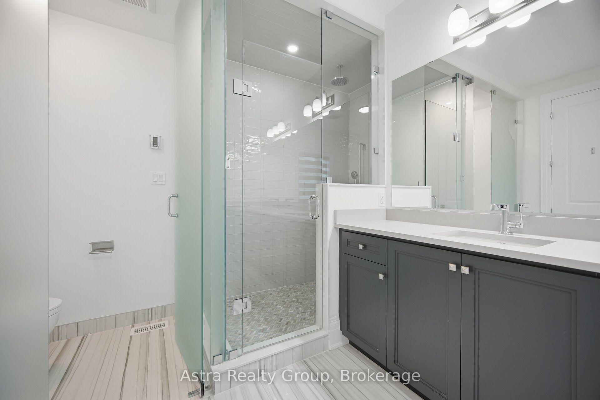 Photo 39 of 28 Heathcote Road, Vaughan, Vellore Village — HOMEH