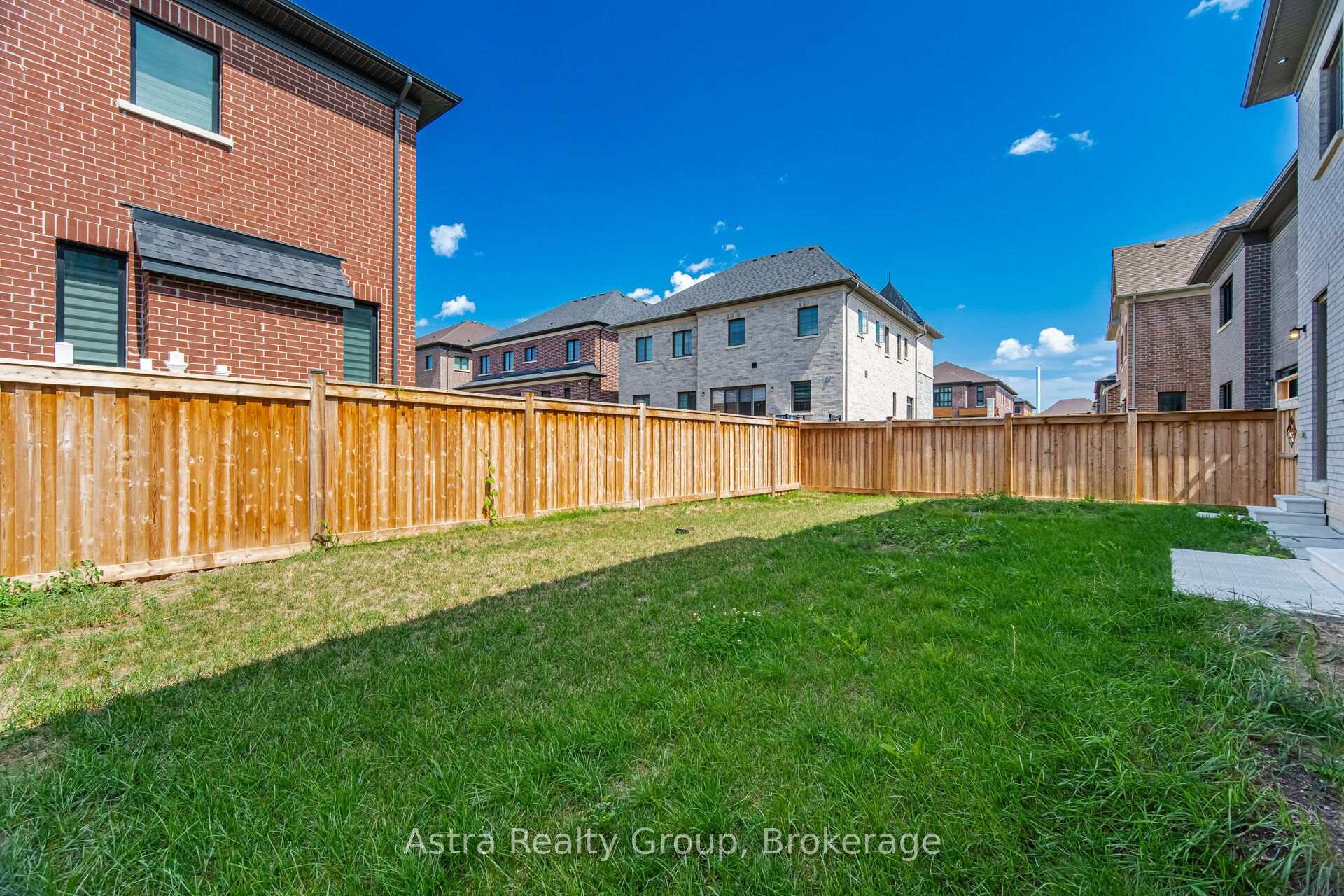 Photo 53 of 28 Heathcote Road, Vaughan, Vellore Village — HOMEH