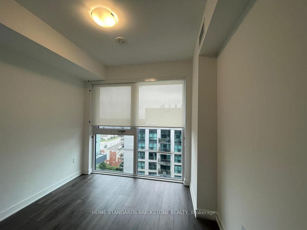 Photo 11 of Unit #1206, 105 Oneida Crescent, Richmond Hill, Langstaff — HOMEH
