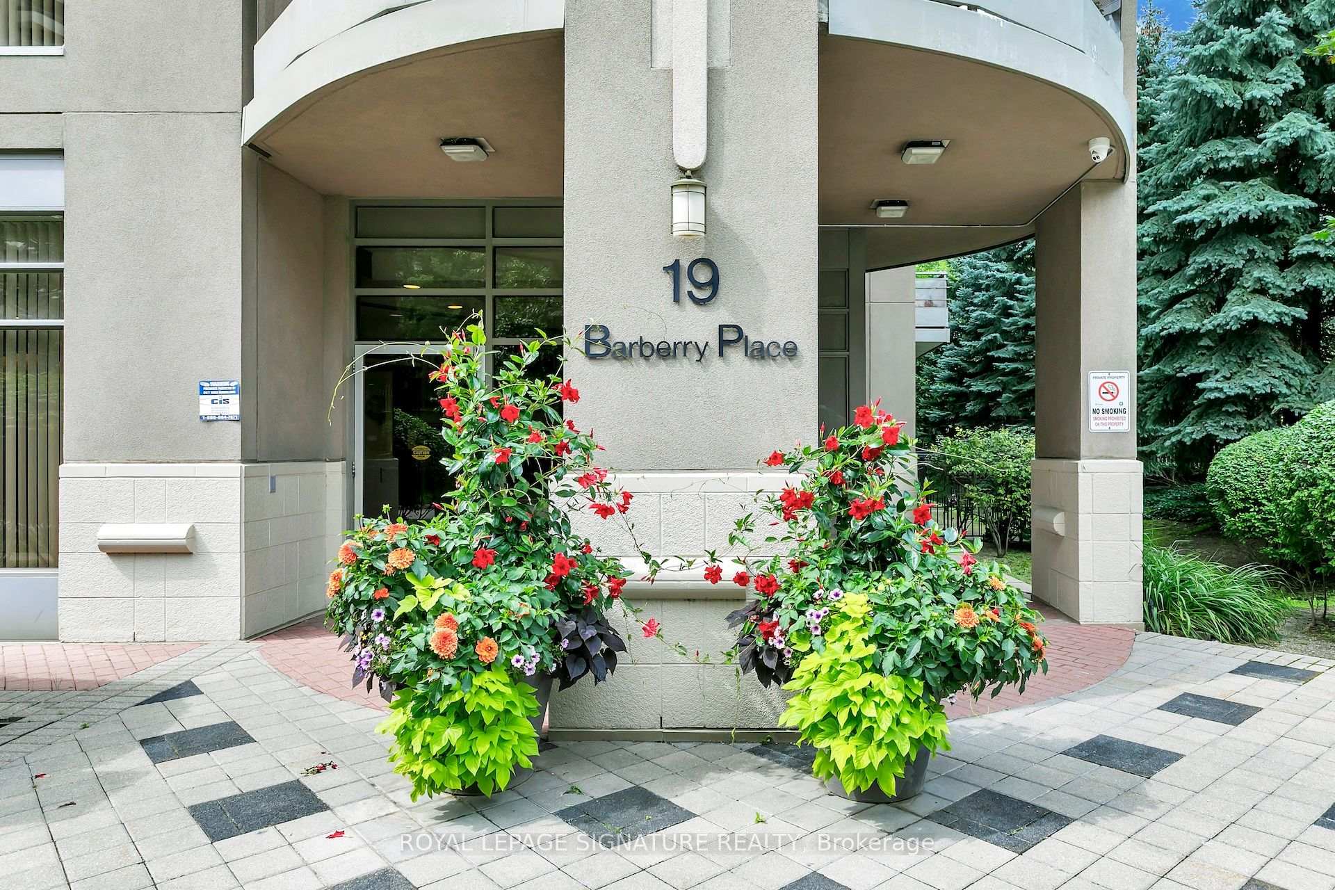 Photo 1 of Unit 108, 19 Barberry Place, North York, Bayview Village — HOMEH