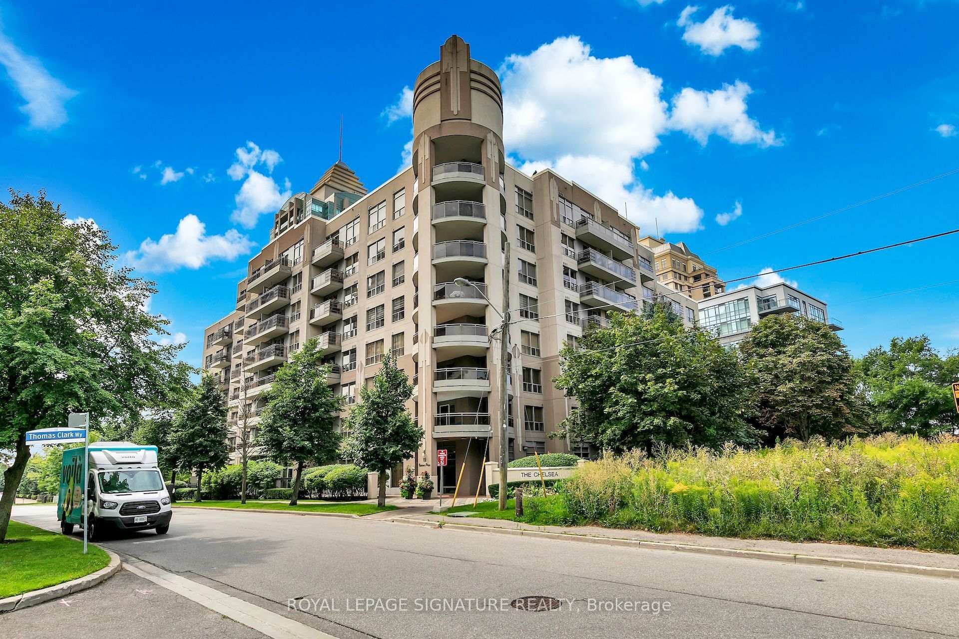 Photo 4 of Unit 108, 19 Barberry Place, North York, Bayview Village — HOMEH