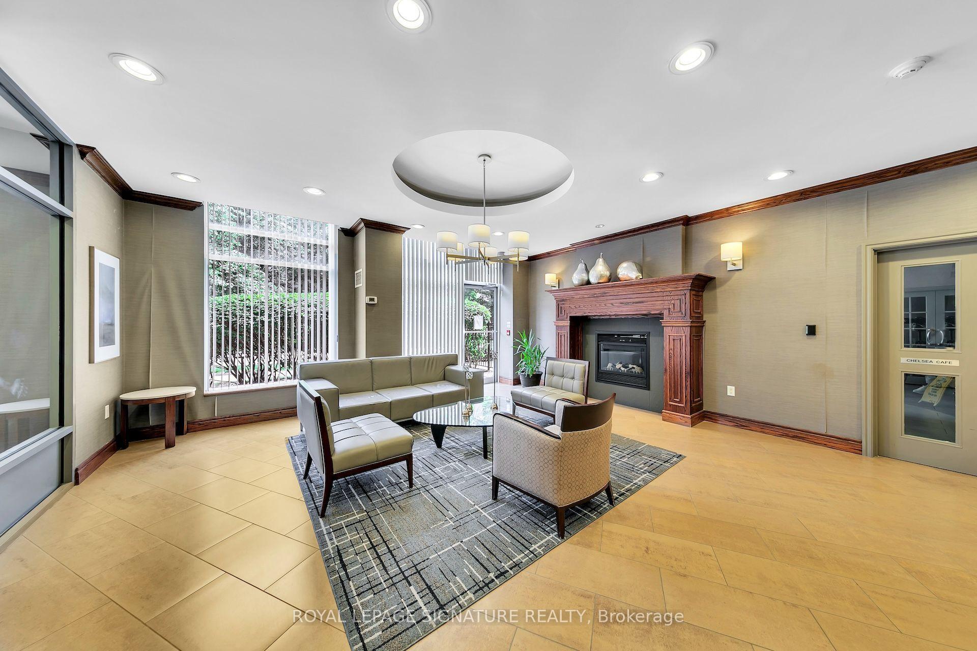 Photo 5 of Unit 108, 19 Barberry Place, North York, Bayview Village — HOMEH