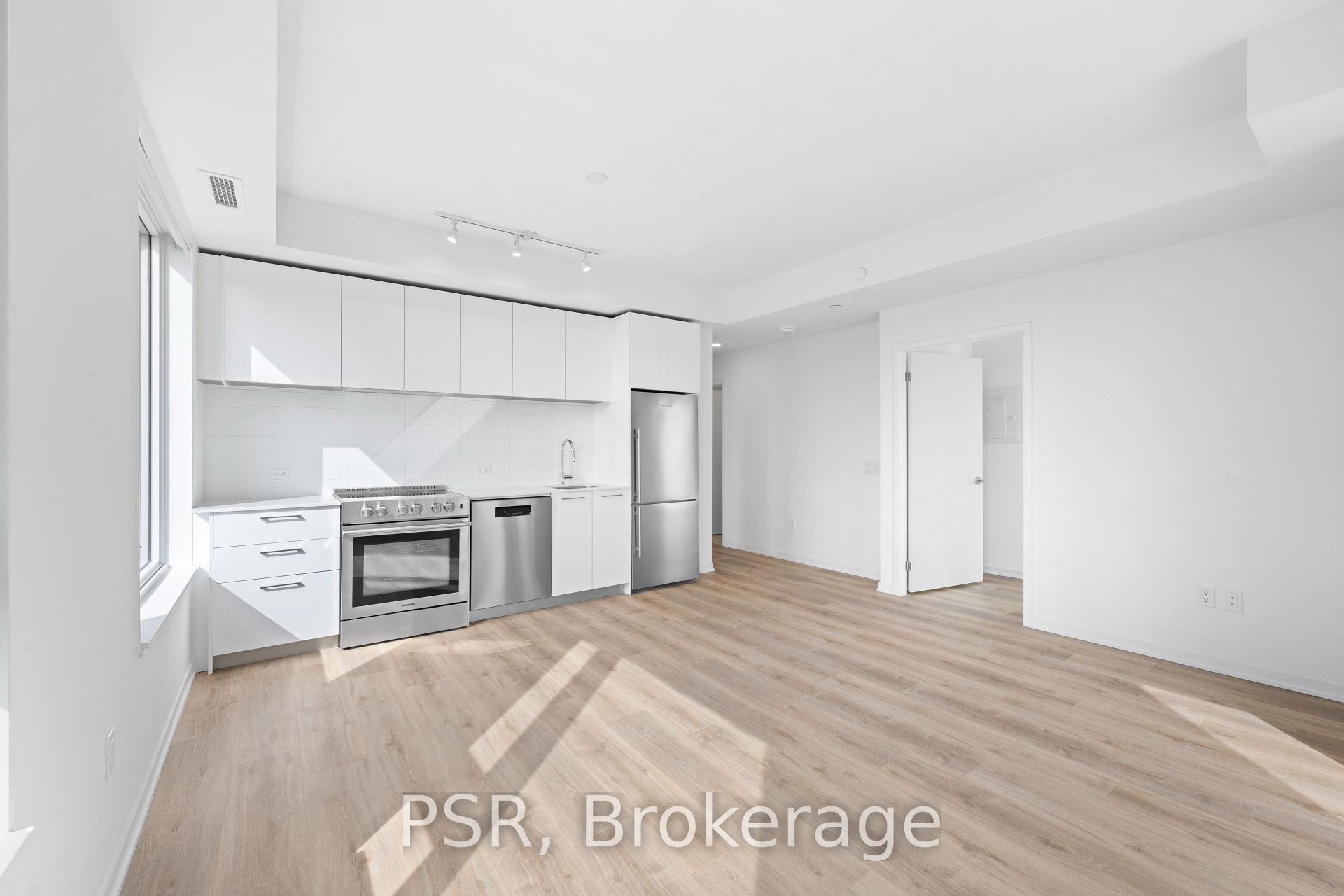 Photo 4 of Unit 2410, 101 Roehampton Avenue, Toronto, Mount Pleasant West — HOMEH