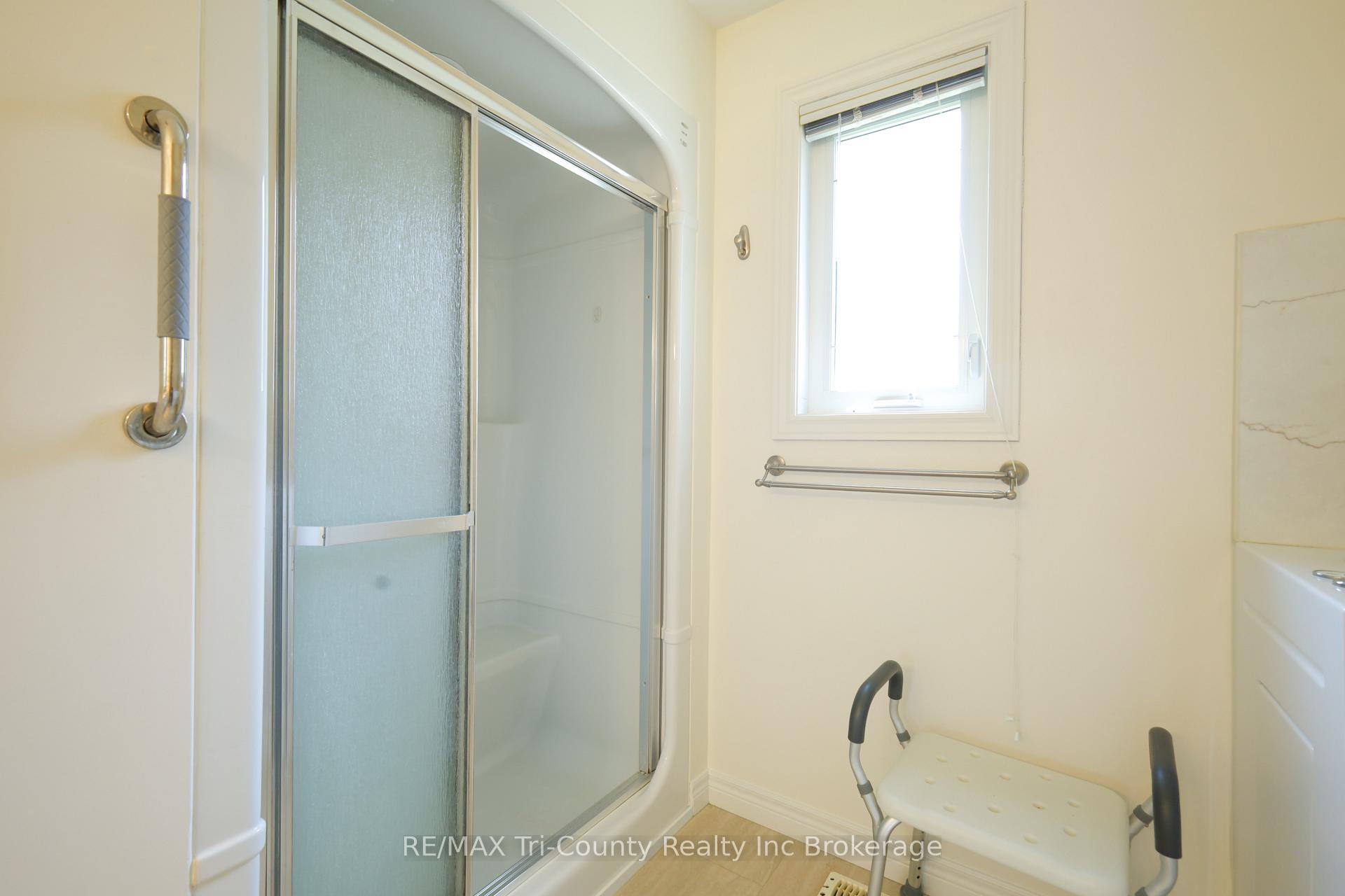 Photo 34 of 126 Weston Drive, Tillsonburg — HOMEH