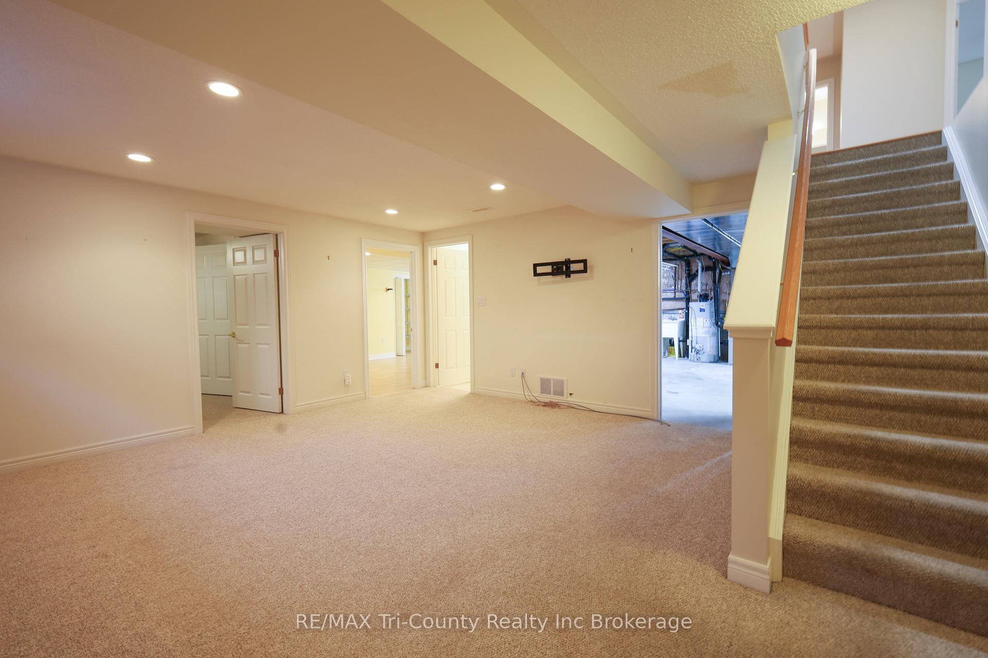 Photo 48 of 126 Weston Drive, Tillsonburg — HOMEH