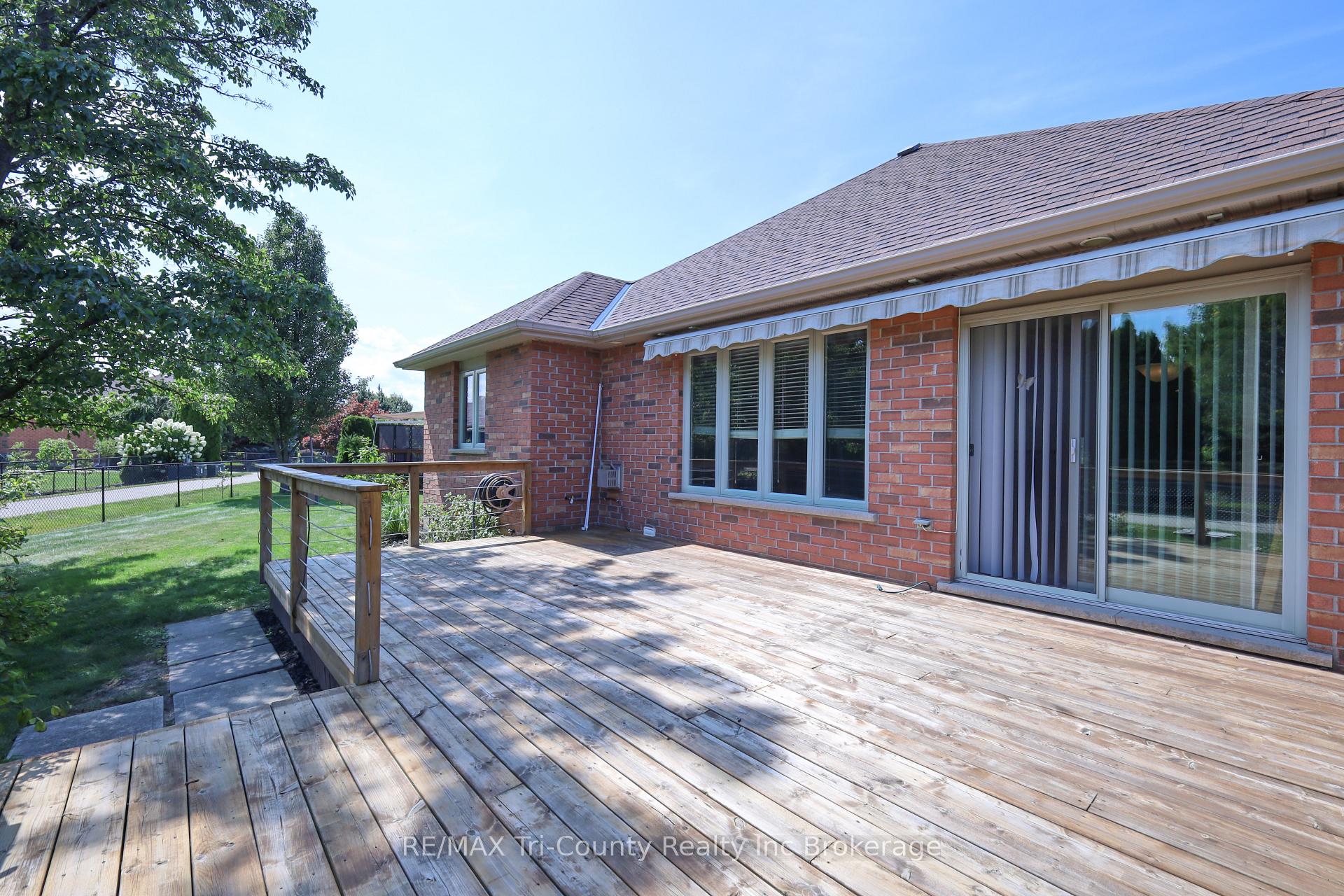 Photo 70 of 126 Weston Drive, Tillsonburg — HOMEH