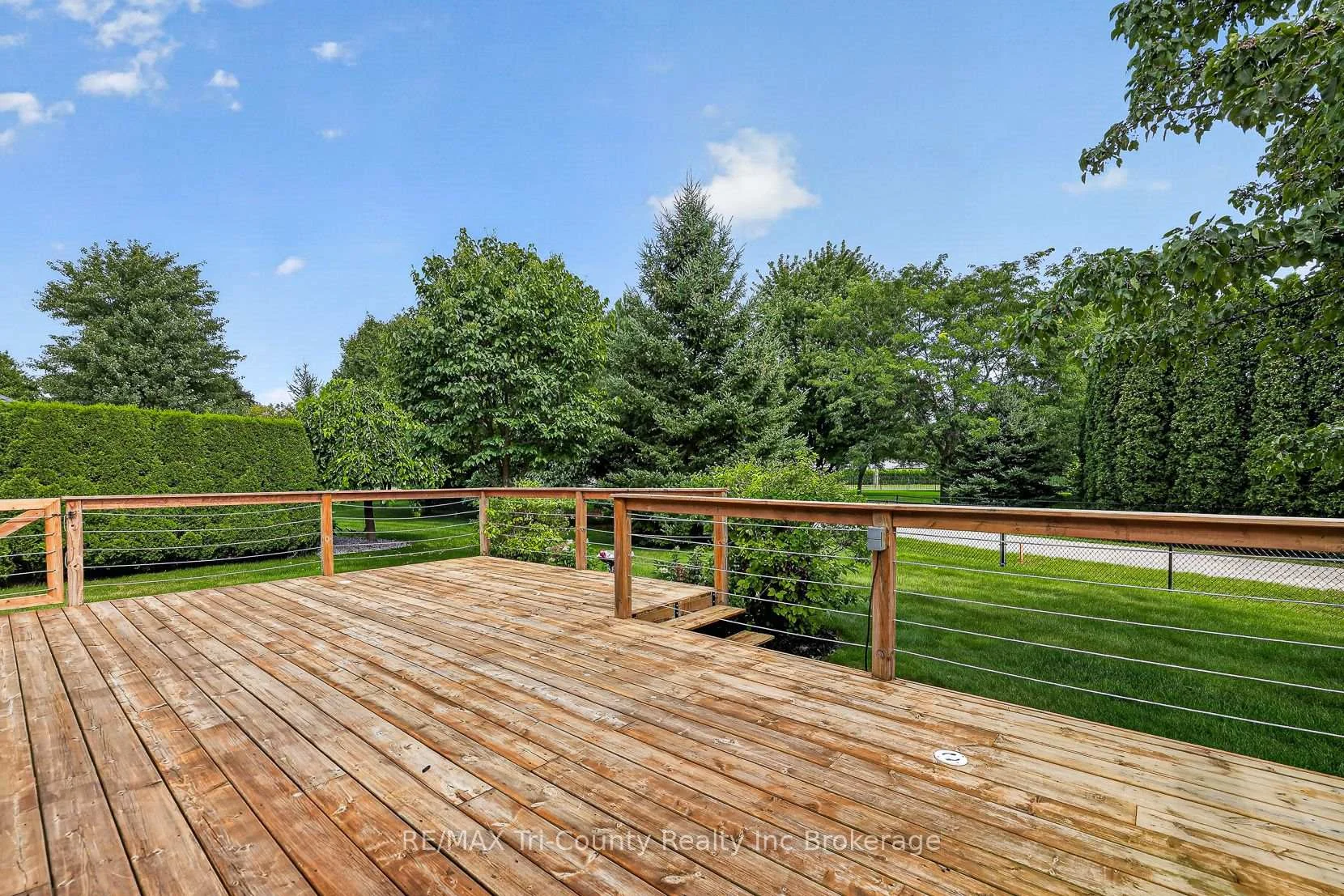 Photo 11 of 126 Weston Drive, Tillsonburg — HOMEH