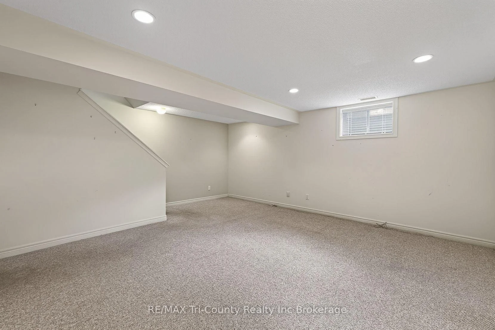 Photo 57 of 126 Weston Drive, Tillsonburg — HOMEH
