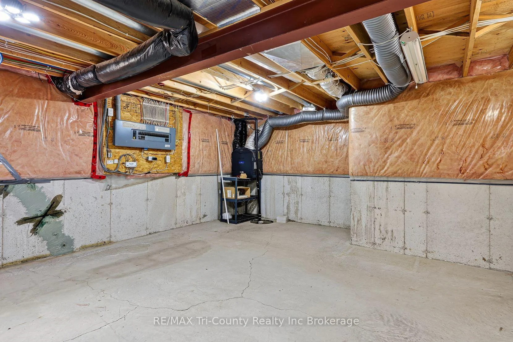 Photo 71 of 126 Weston Drive, Tillsonburg — HOMEH