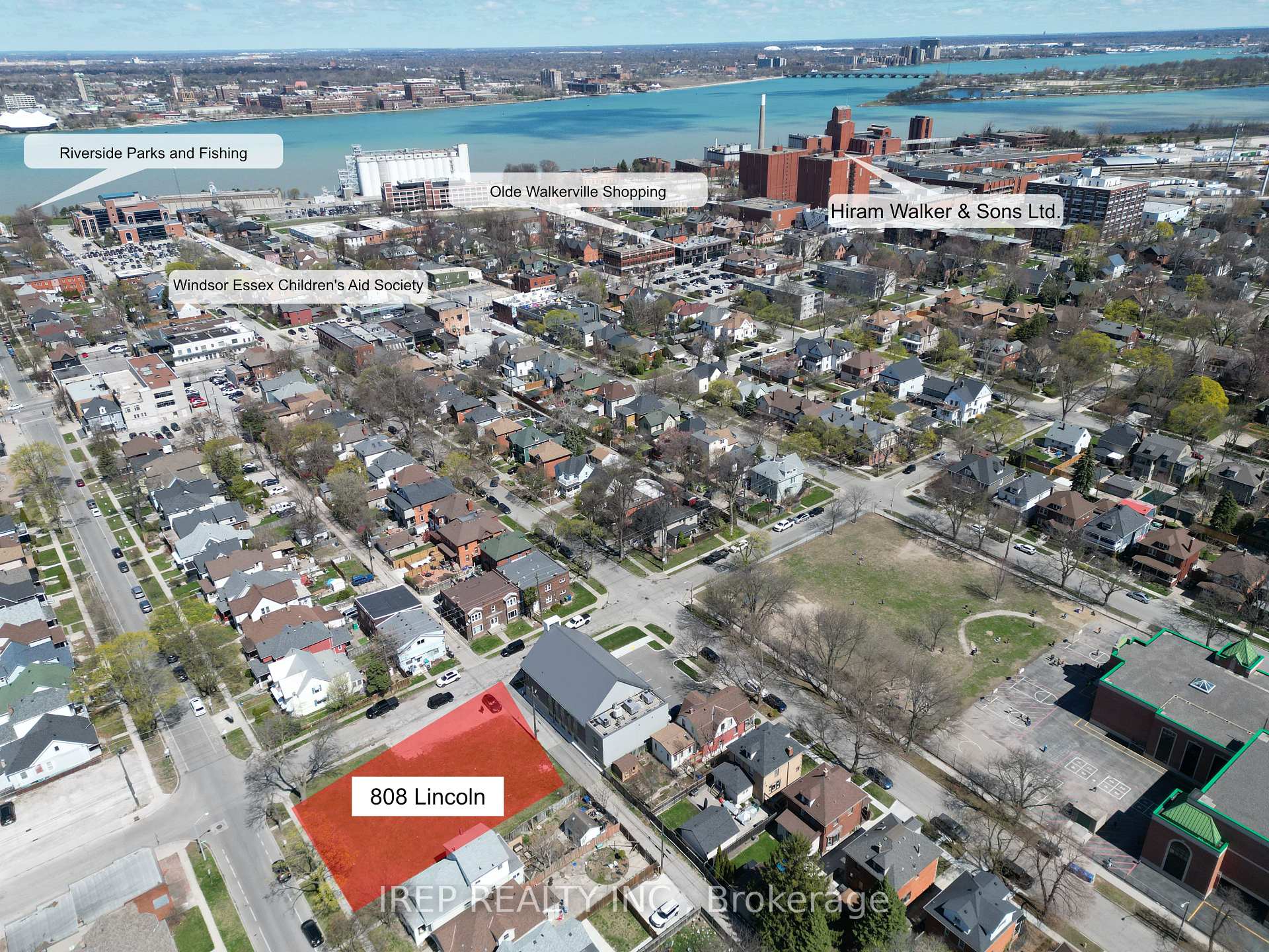 Photo 6 of 808 Lincoln Road, Windsor, Walkerville — HOMEH