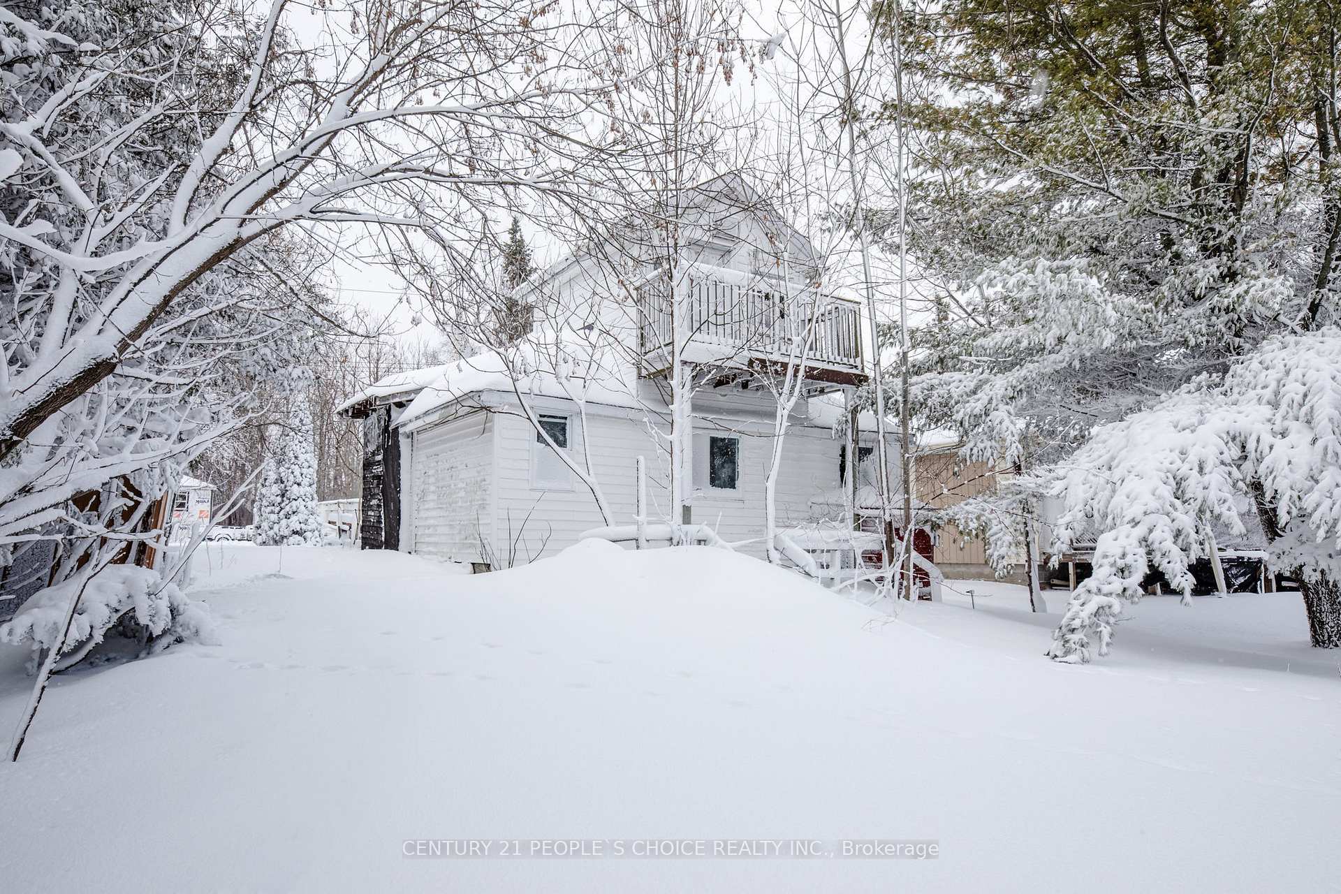 Photo 2 of 250 Kingfisher Avenue, Tay, Port McNicoll — HOMEH