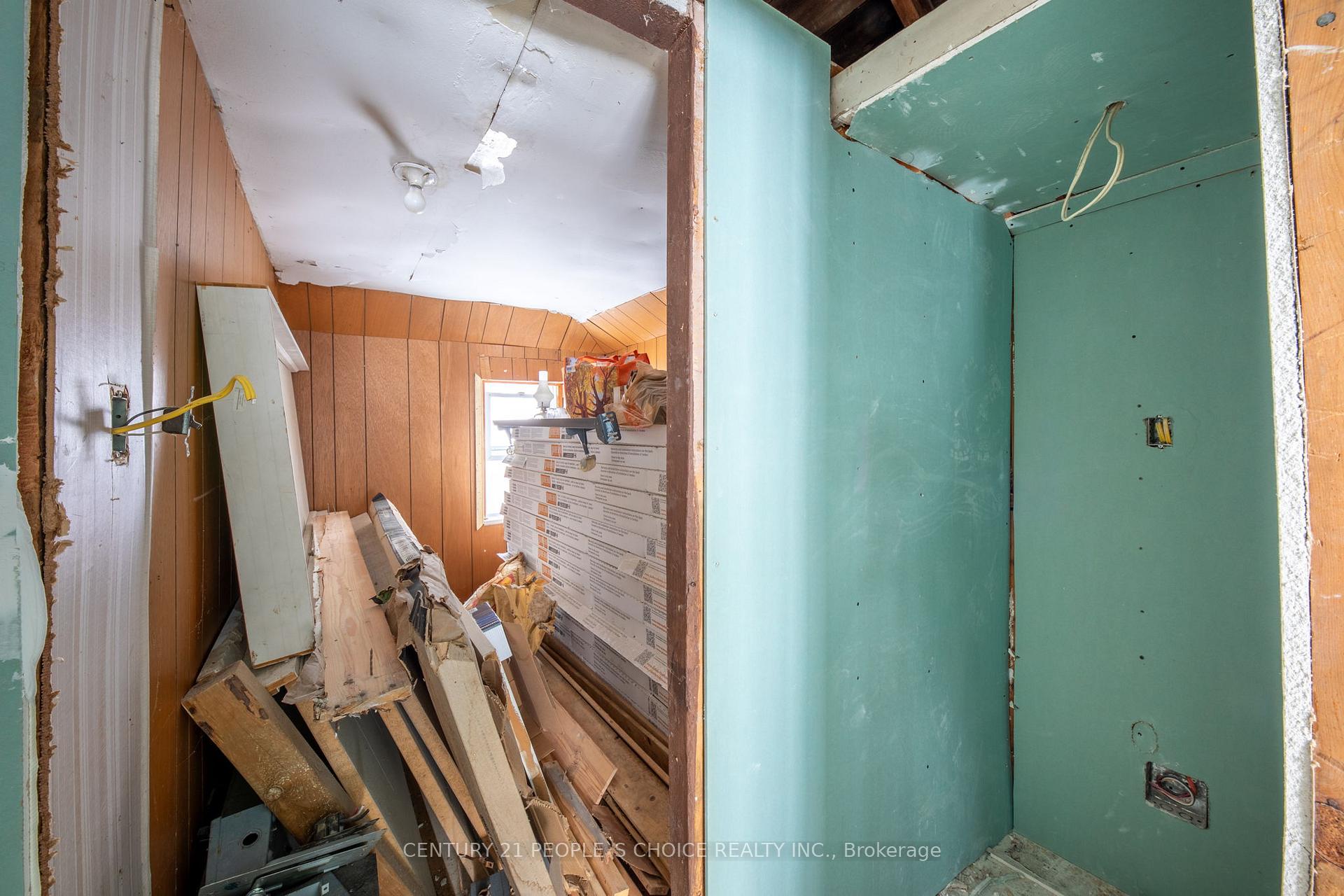 Photo 13 of 250 Kingfisher Avenue, Tay, Port McNicoll — HOMEH