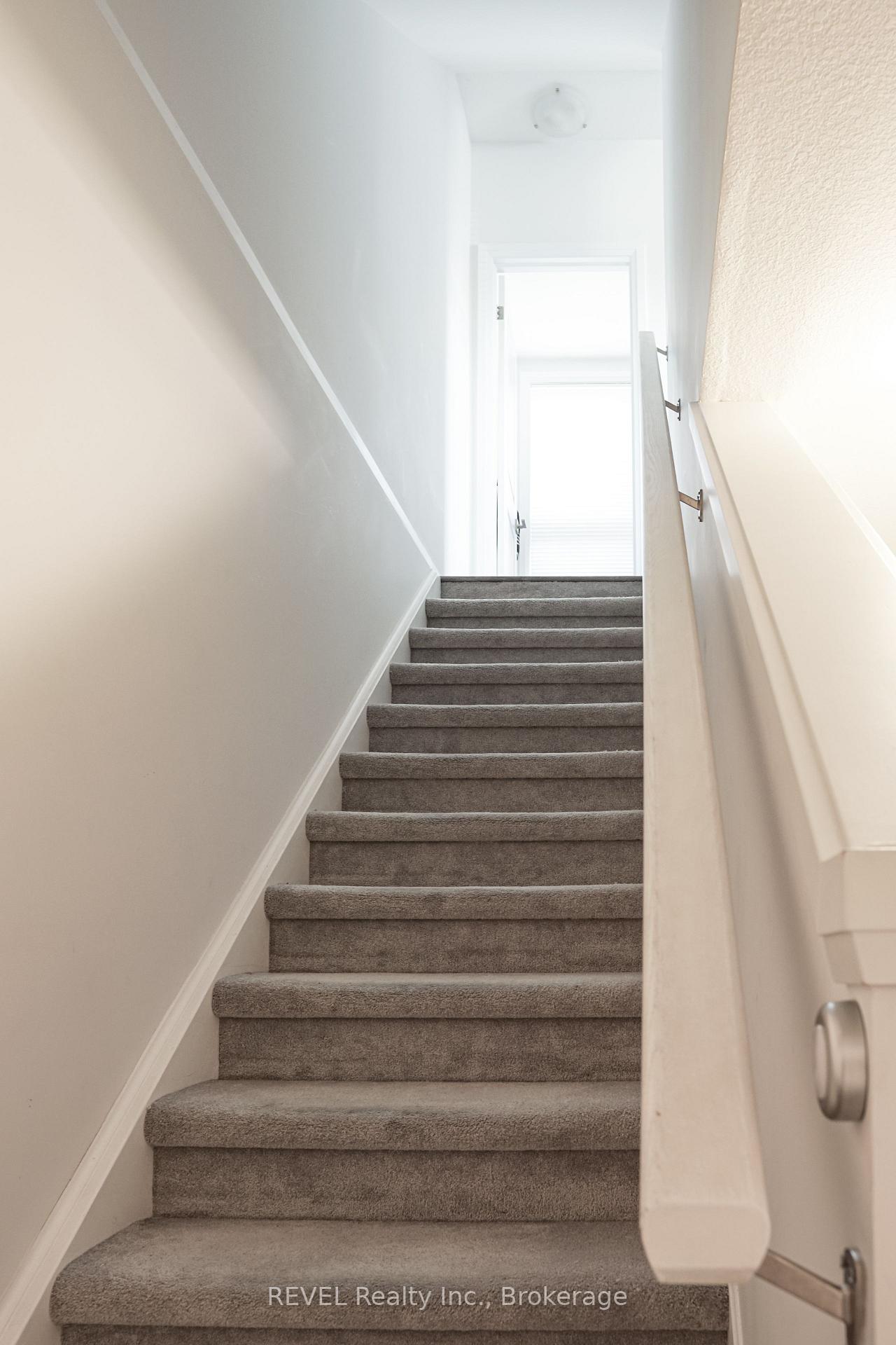 Photo 13 of Unit 111, 6705 Cropp Street, Niagara Falls, Morrison — HOMEH