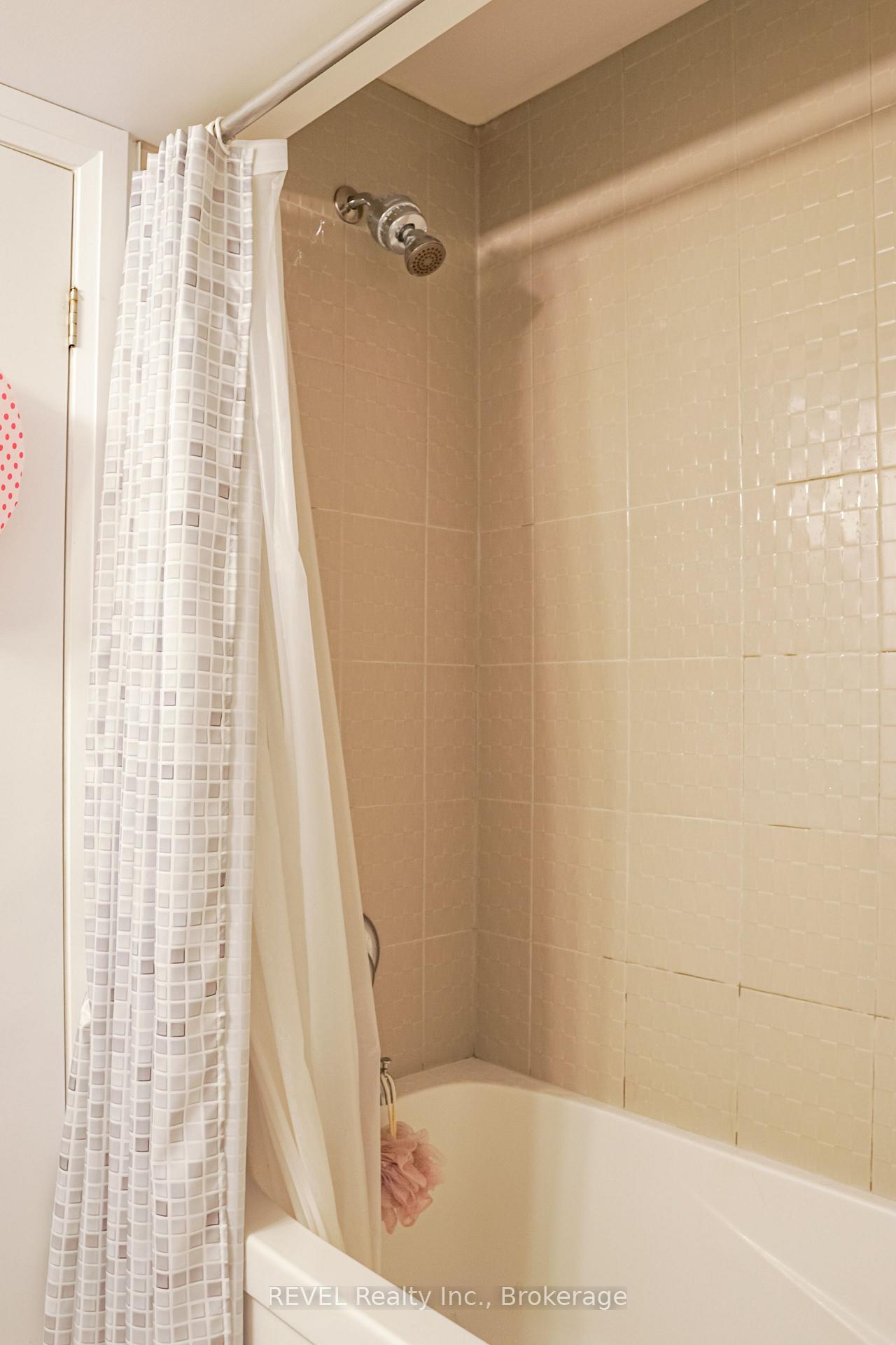Photo 24 of Unit 111, 6705 Cropp Street, Niagara Falls, Morrison — HOMEH