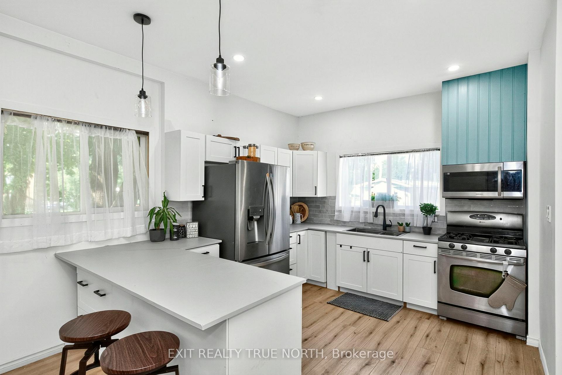 Photo 9 of 19 Vics Road, Midland — HOMEH