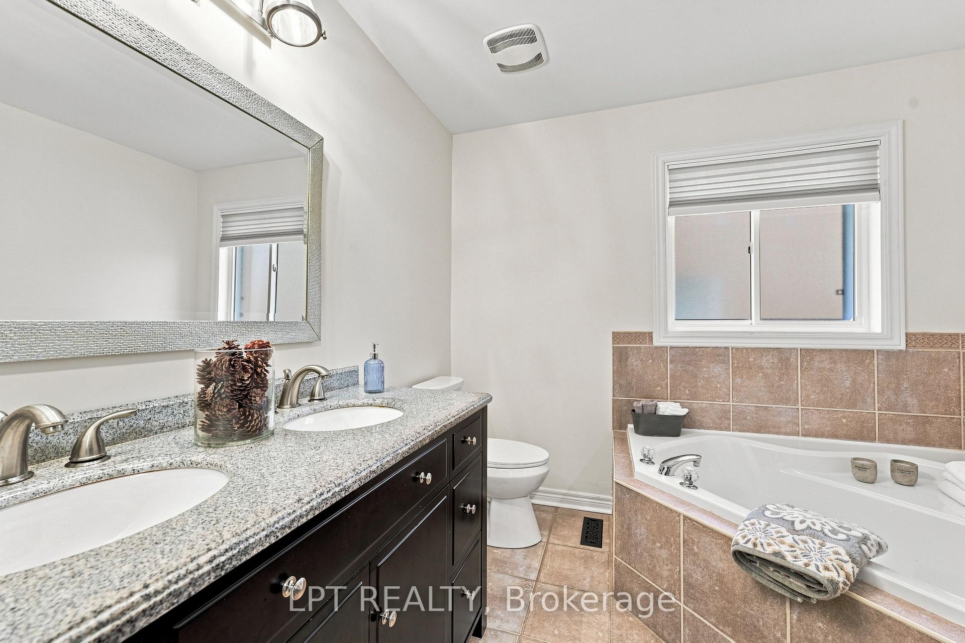 Photo 15 of 4 Lister Drive, Barrie, Holly — HOMEH
