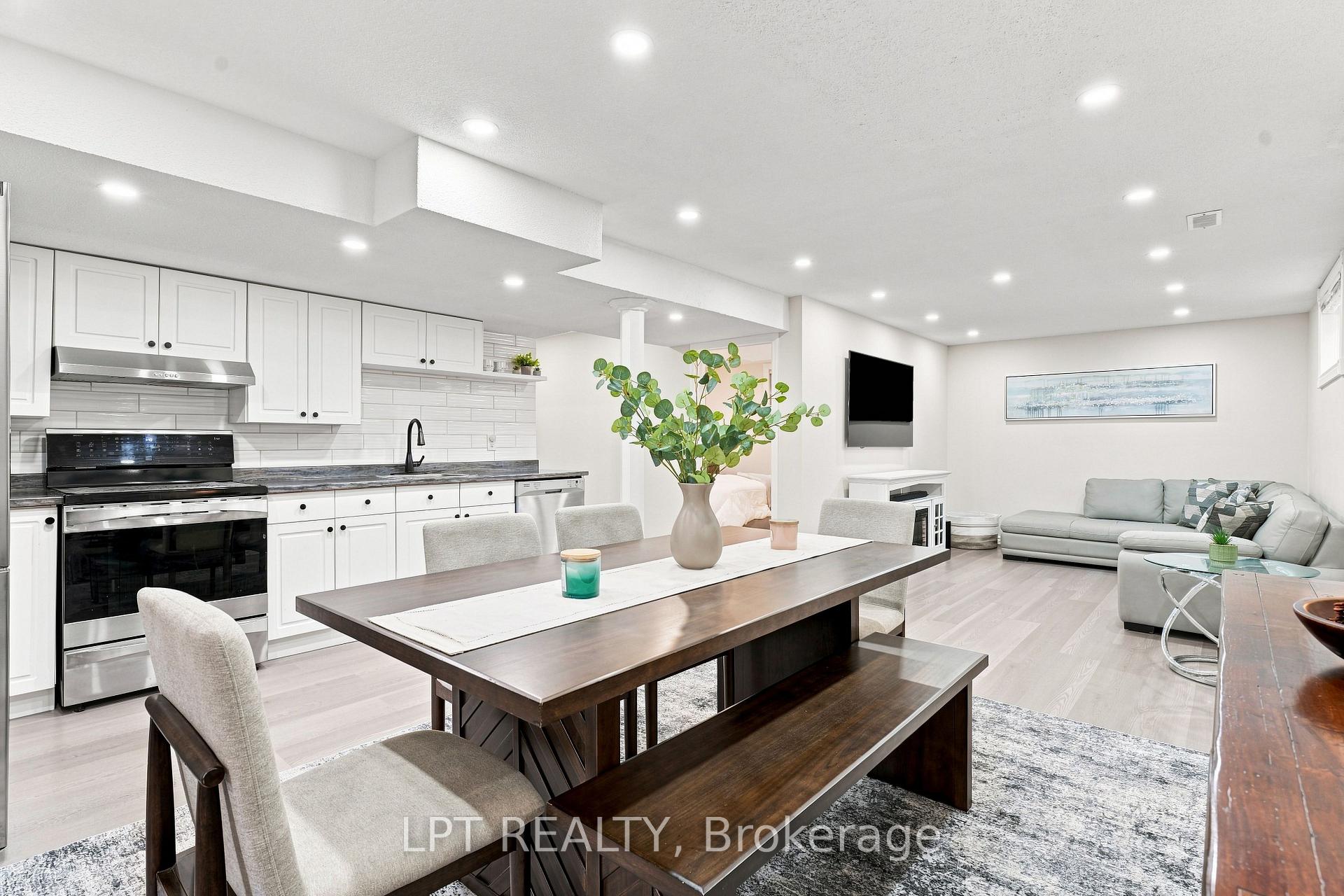 Photo 23 of 4 Lister Drive, Barrie, Holly — HOMEH