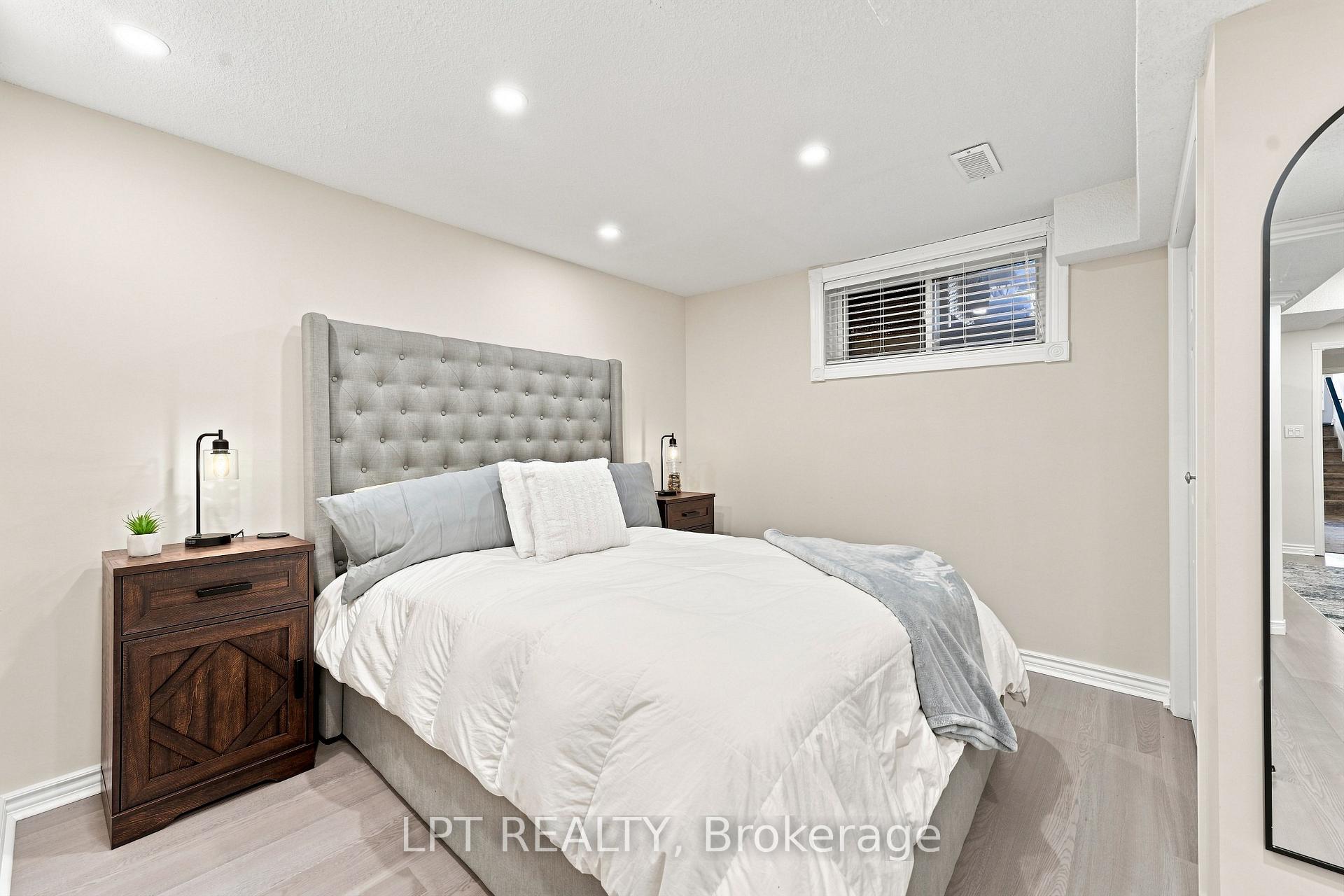 Photo 28 of 4 Lister Drive, Barrie, Holly — HOMEH