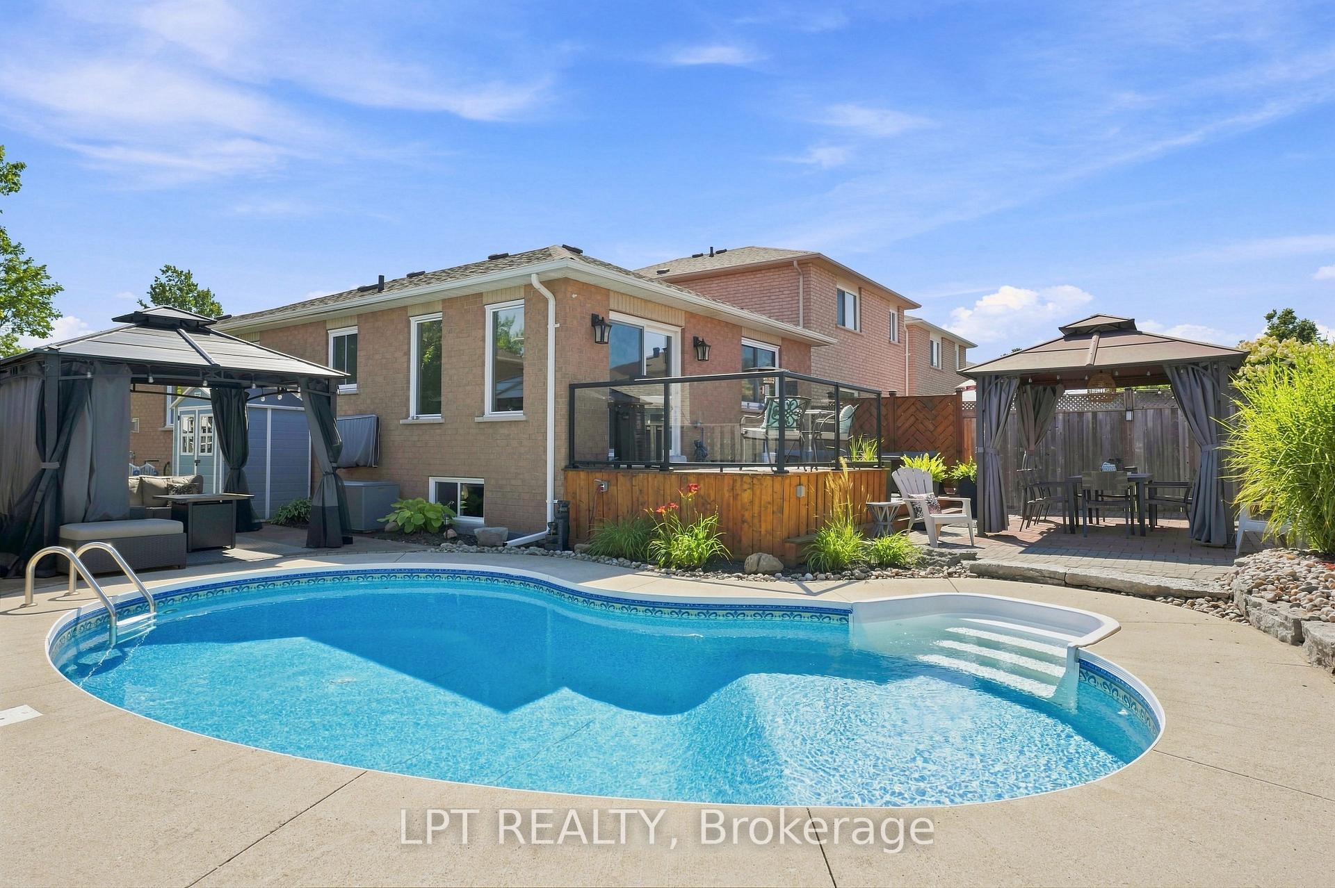 Photo 31 of 4 Lister Drive, Barrie, Holly — HOMEH