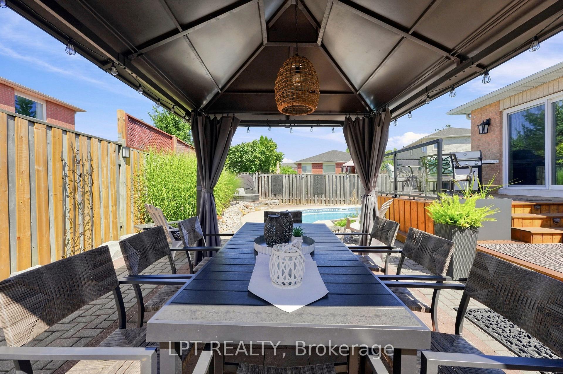 Photo 33 of 4 Lister Drive, Barrie, Holly — HOMEH