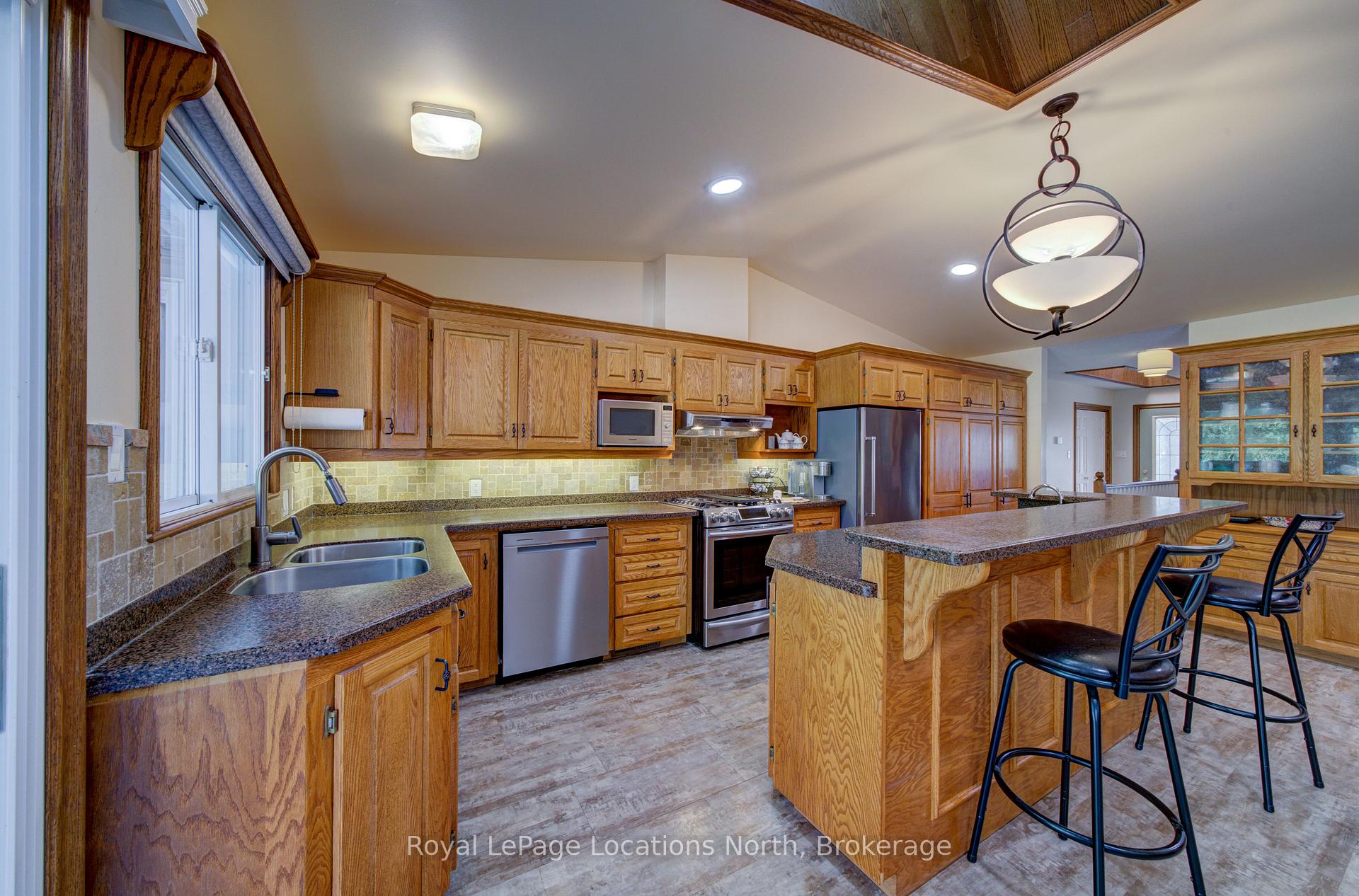 Photo 16 of 2225 Tiny Beaches Road S, Tiny, Rural Tiny — HOMEH