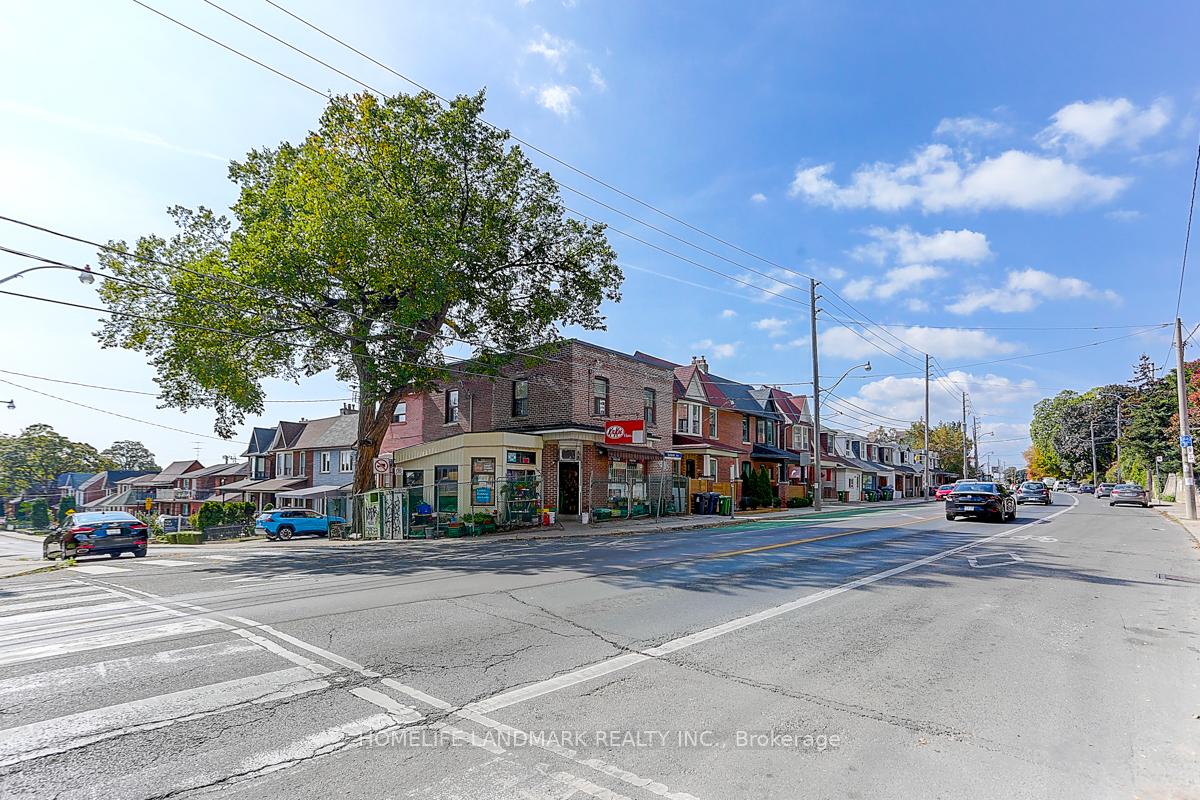 Photo of 1281 Davenport Road