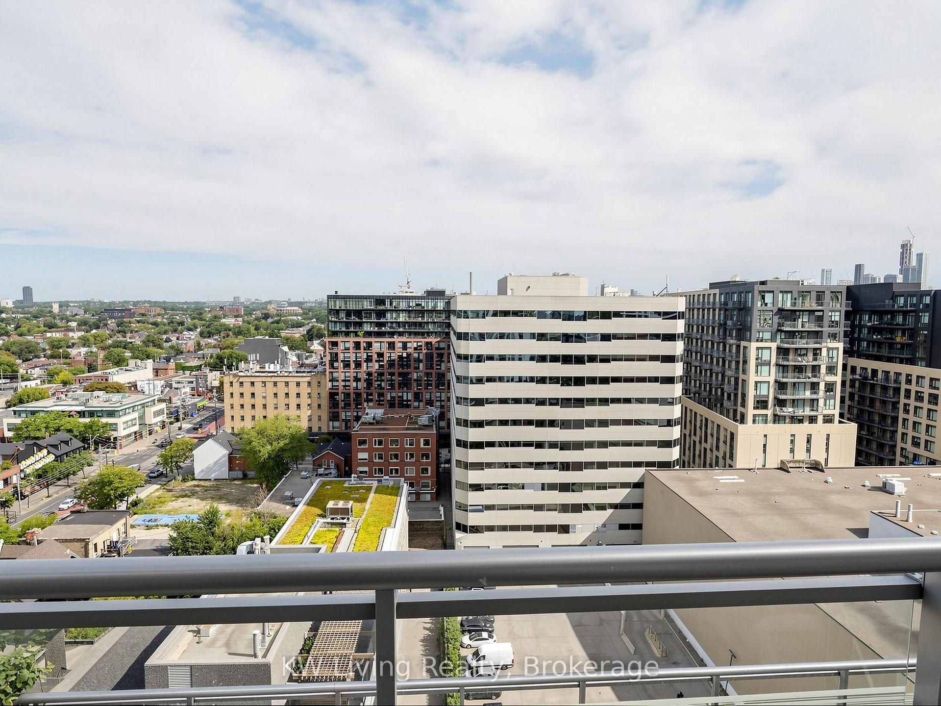 Photo 5 of Unit 3, Adelaide 525 Street, Toronto, Waterfront Communities — HOMEH