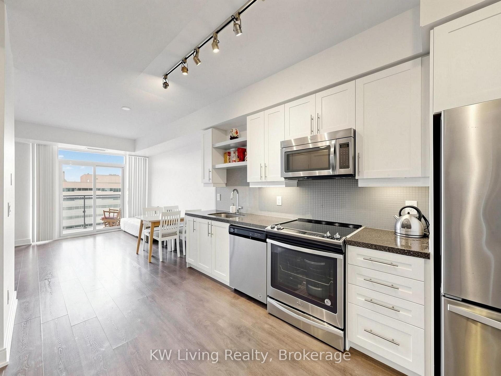 Photo 9 of Unit 3, Adelaide 525 Street, Toronto, Waterfront Communities — HOMEH
