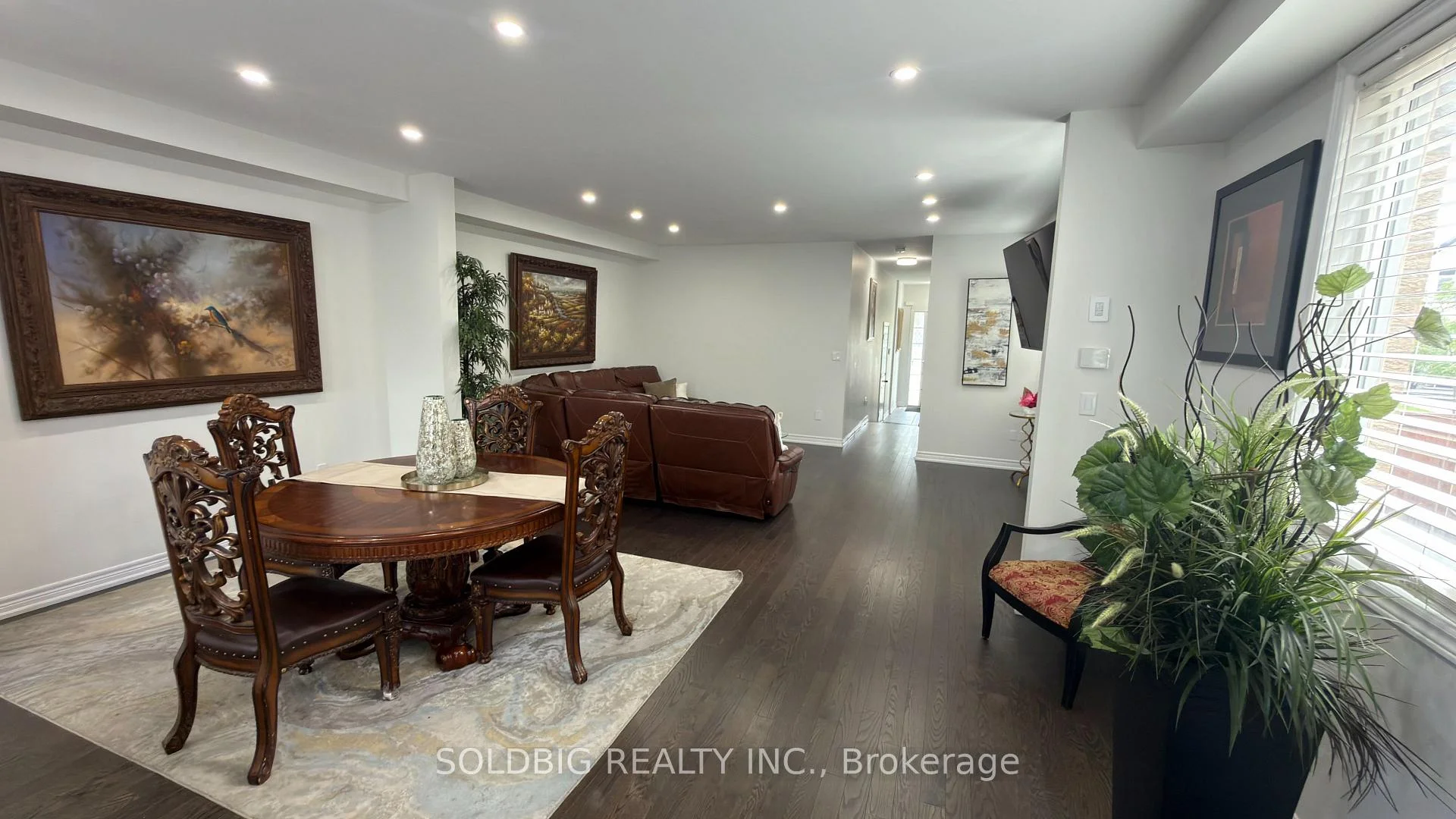 Photo 10 of 1265 Chee Chee Landing, Milton, Ford — HOMEH