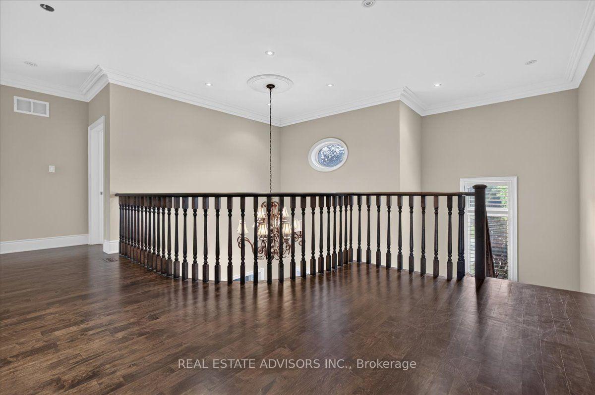 Photo 24 of 43 Grayfield Drive, Whitchurch-Stouffville, Ballantrae — HOMEH