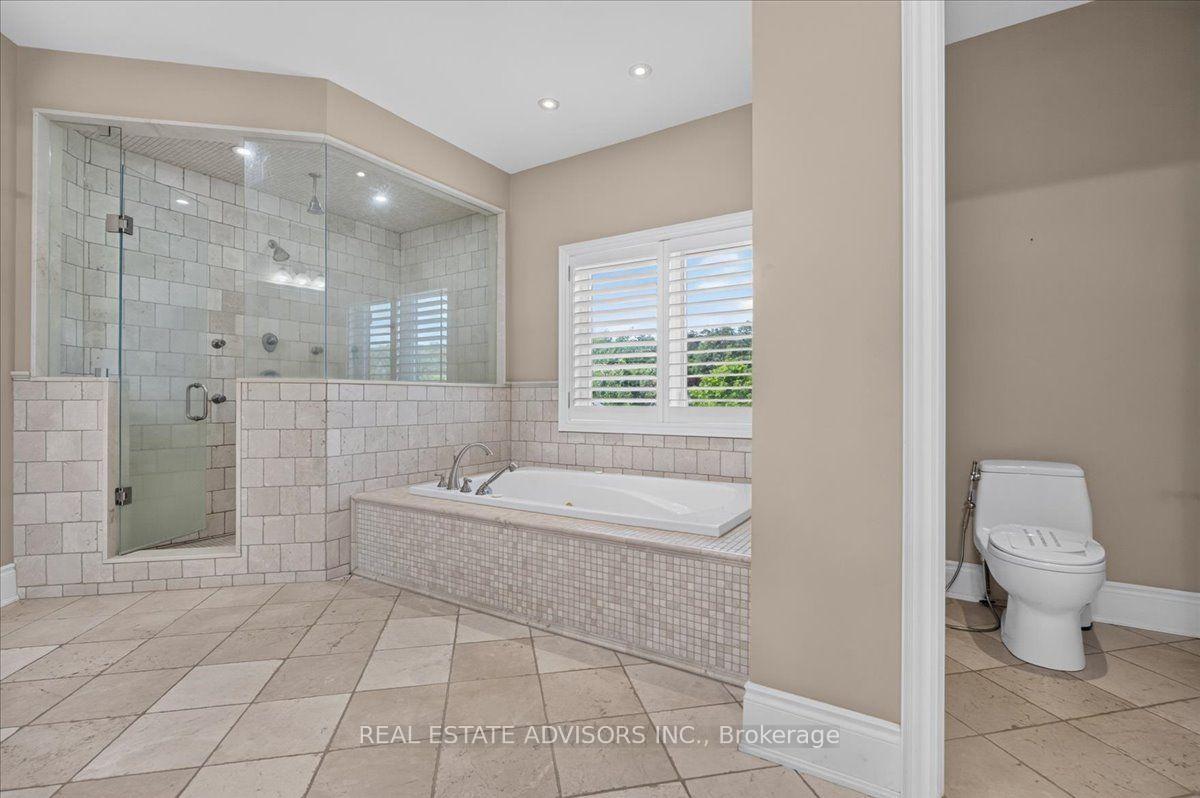 Photo 33 of 43 Grayfield Drive, Whitchurch-Stouffville, Ballantrae — HOMEH