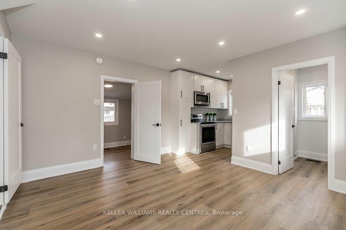 Photo 6 of Unit 2, 46 Campbell Avenue, Barrie, Allandale — HOMEH