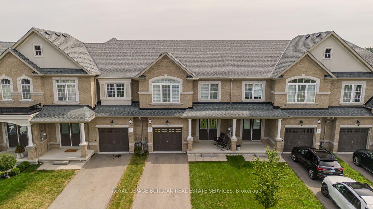 Photo 3 of 11 Cooley Grove, Hamilton, Meadowlands — HOMEH