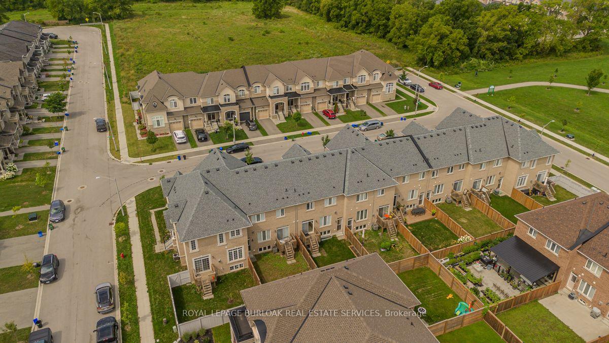 Photo 6 of 11 Cooley Grove, Hamilton, Meadowlands — HOMEH