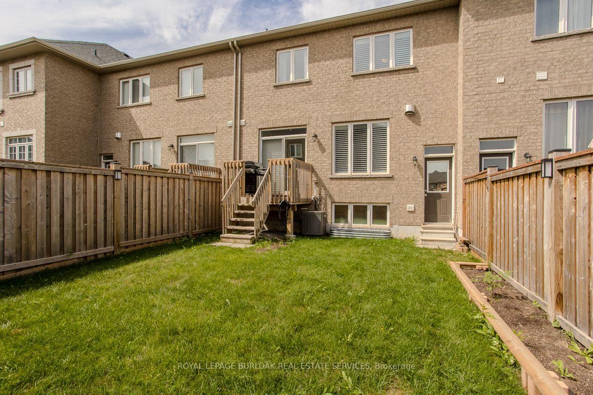 Photo 9 of 11 Cooley Grove, Hamilton, Meadowlands — HOMEH